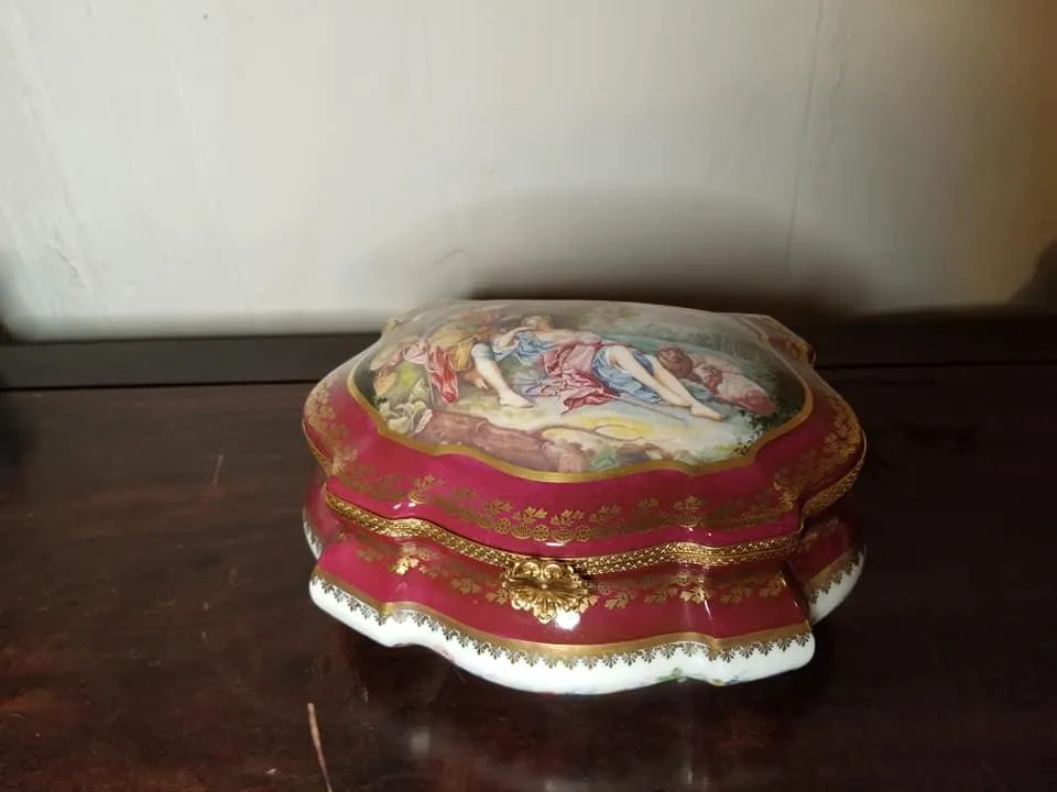 Penicaud Lovers Jewelry Box Limited Edition