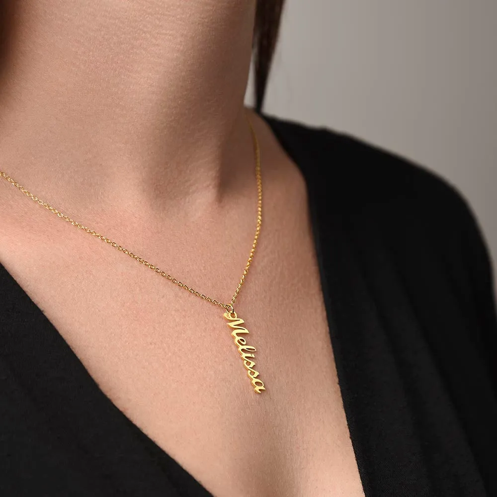 Personalized Vertical Name Necklace for Grandma – A Cherished Gift for Christmas, Birthdays and More!