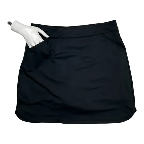 Peter Millar Women's Crown Sport Alice Petal Hem Skort Black Medium 18”