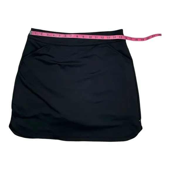 Peter Millar Women's Crown Sport Alice Petal Hem Skort Black Medium 18”