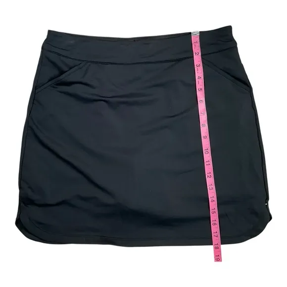 Peter Millar Women's Crown Sport Alice Petal Hem Skort Black Medium 18”