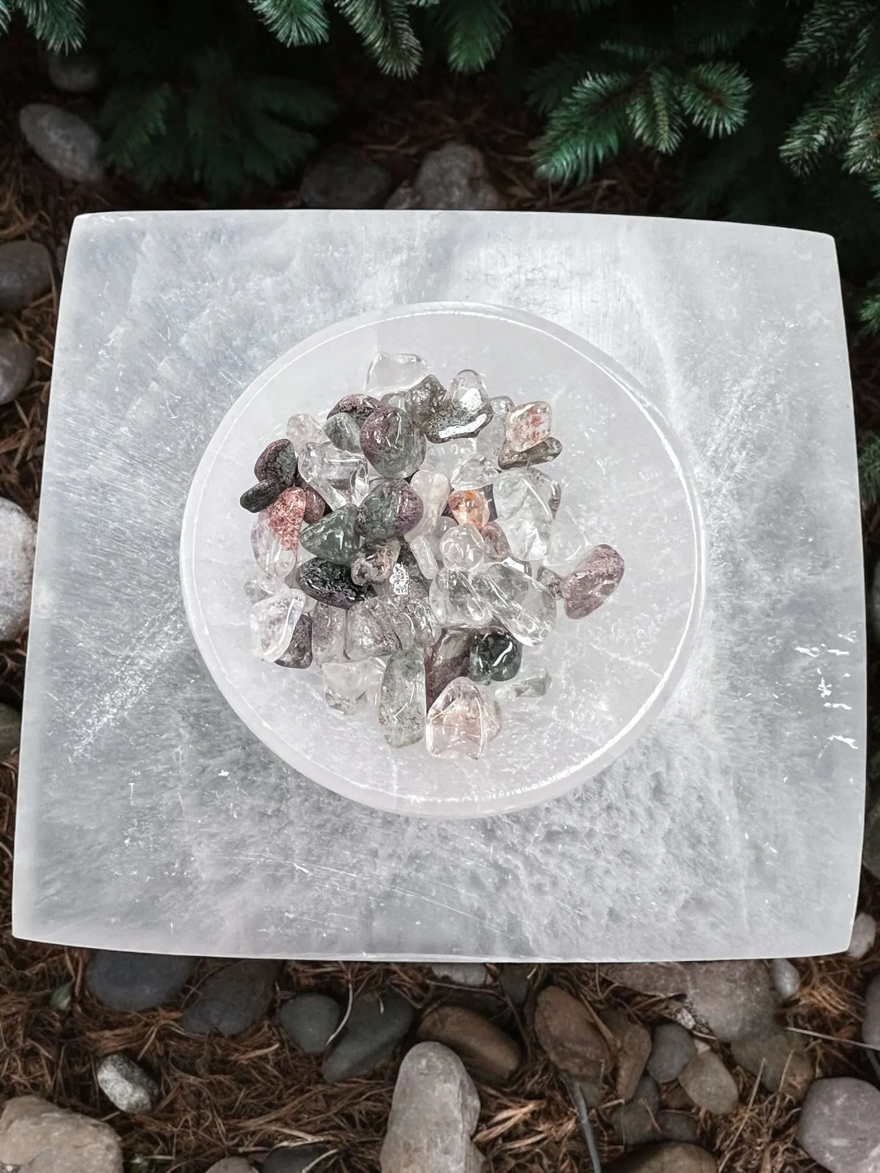 Phantom Quartz Gemstone Chips