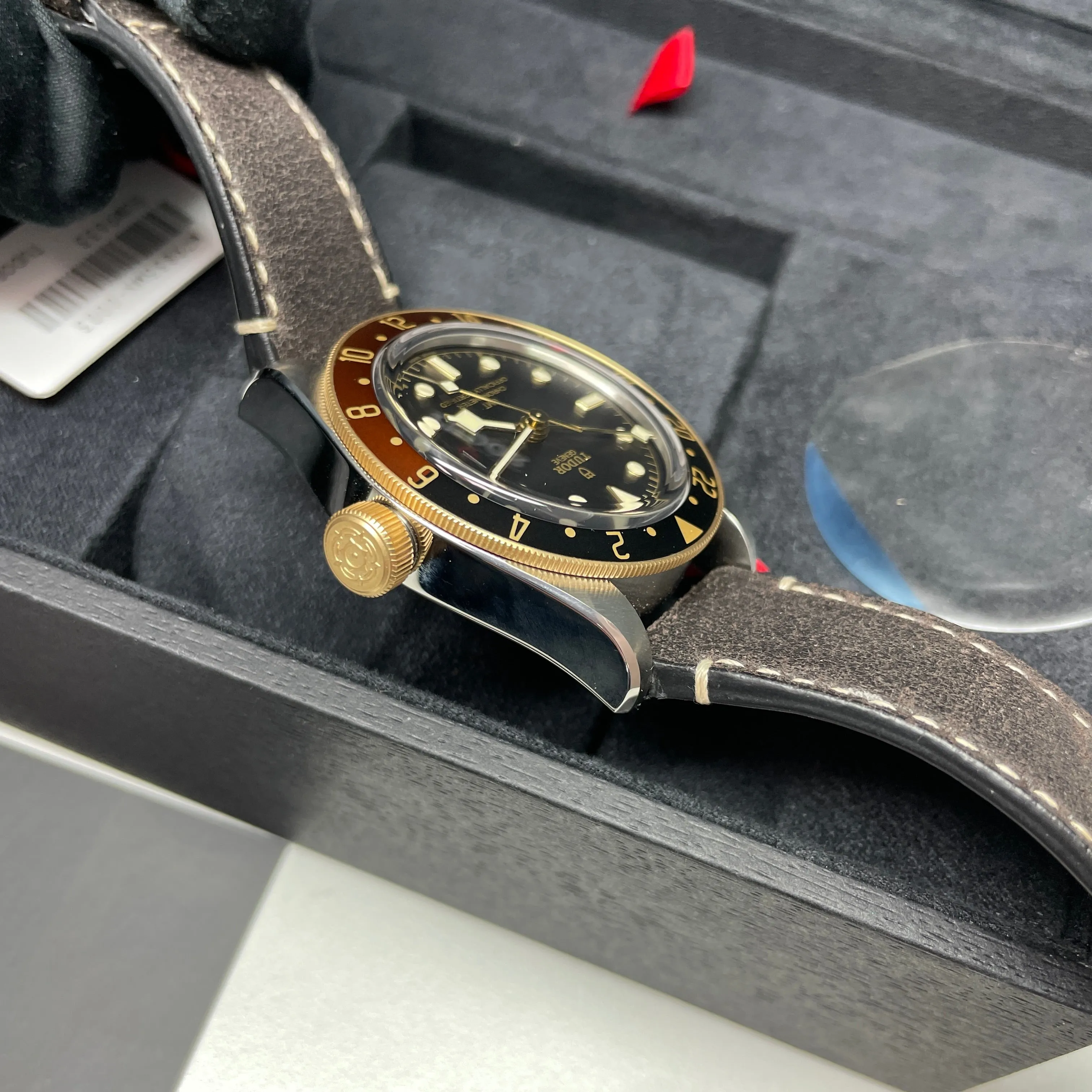 Pre-owned Tudor Black Bay GMT S&G 41mm Watch M79833mn-0003