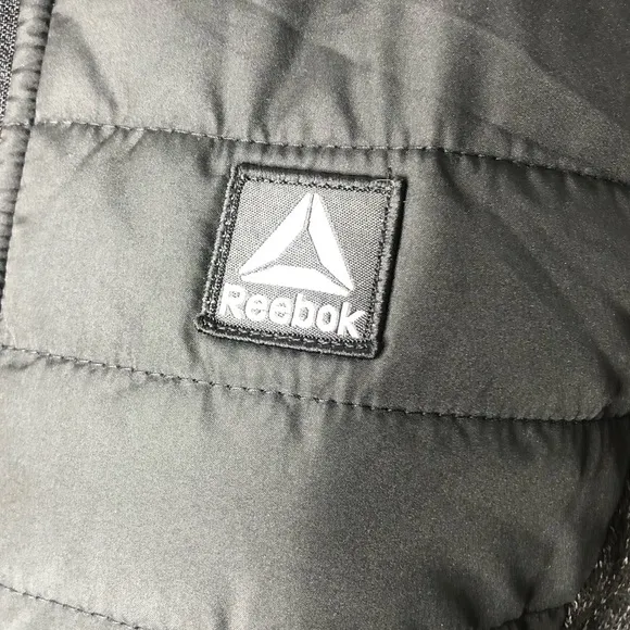 Reebok Black &amp; Black Heather Fleece Women’s Puffer Jacket Medium