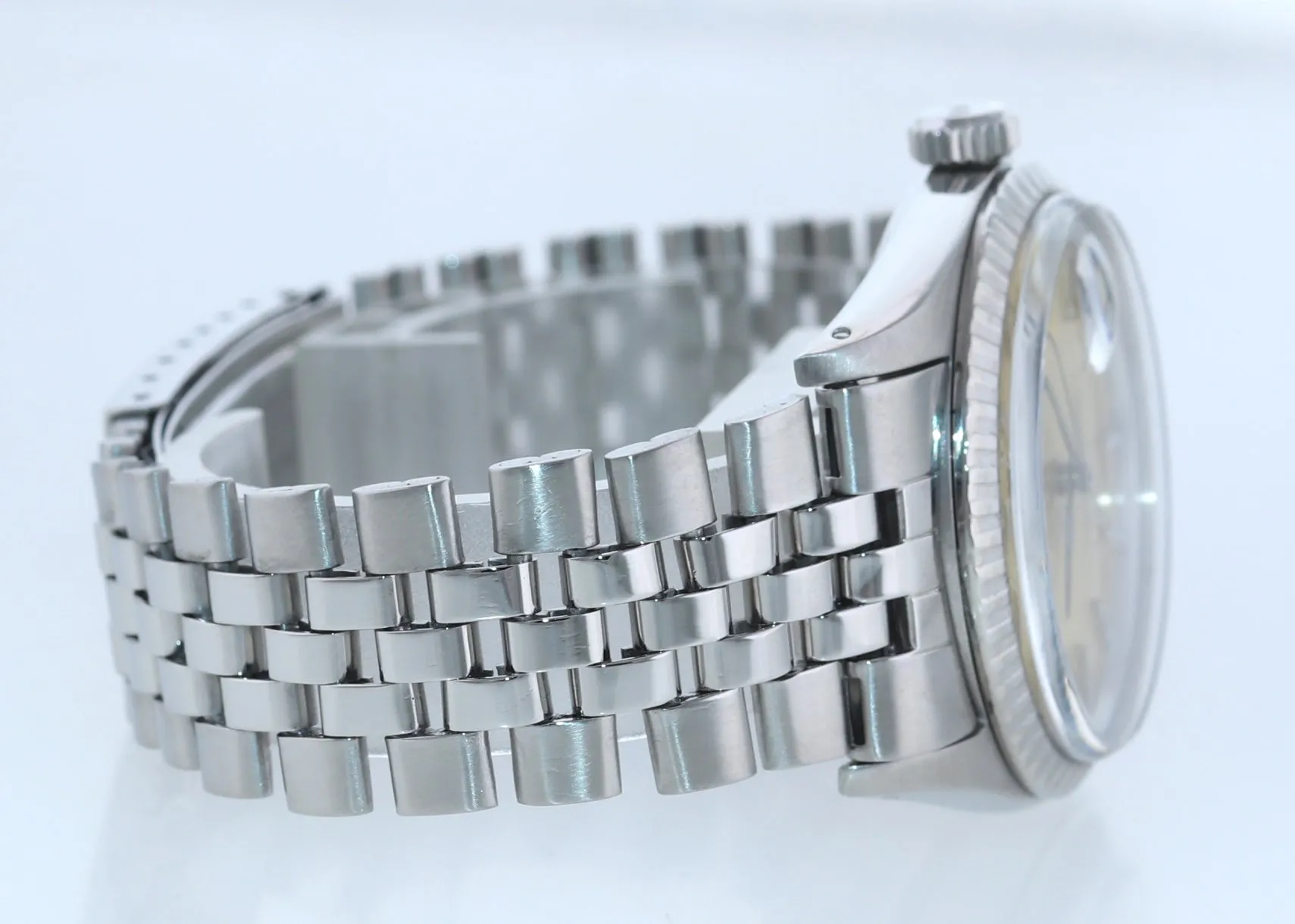 Rolex DateJust 1603 Steel Silver Jubilee Band Date Fluted 36mm Watch Box