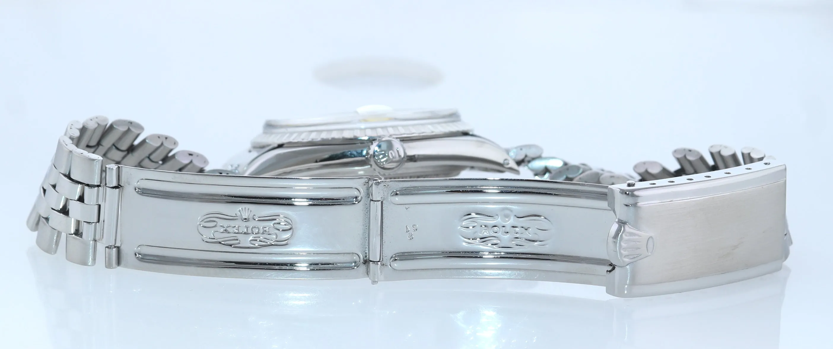 Rolex DateJust 1603 Steel Silver Jubilee Band Date Fluted 36mm Watch Box