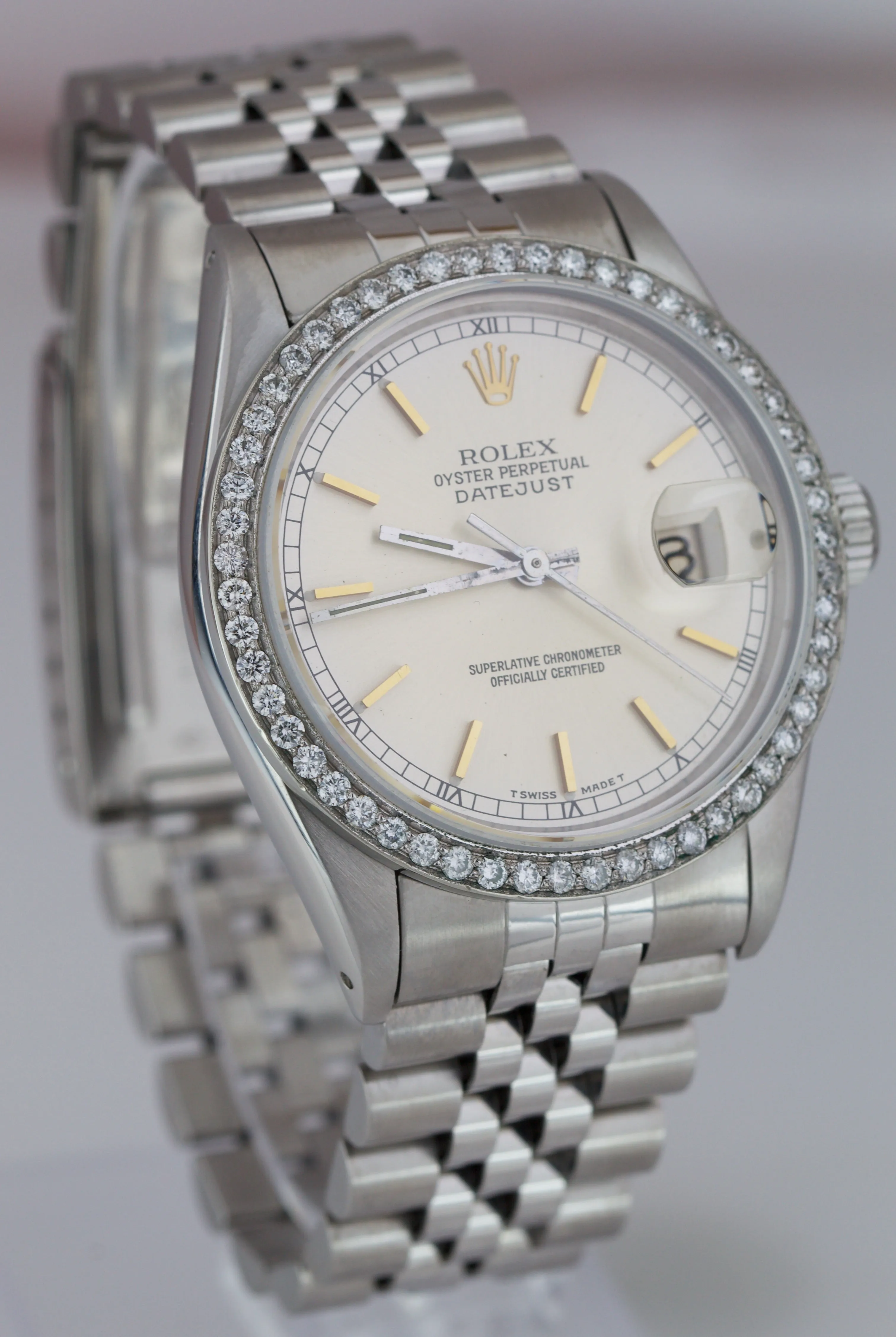 Rolex DateJust 36mm Stainless Steel DIAMOND BEZEL Silver Jubilee Watch 16014