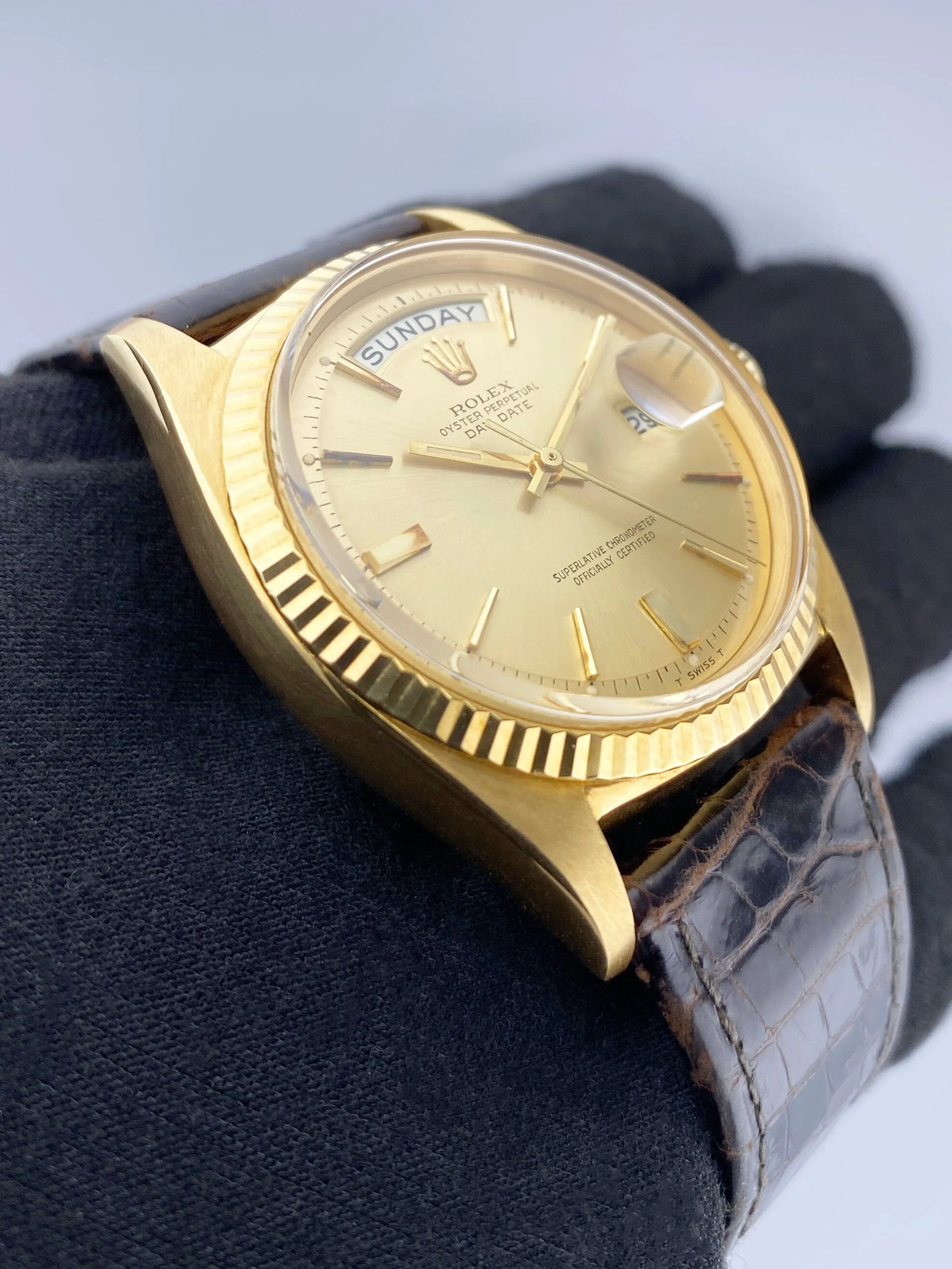 Rolex Day Date 1803 Champagne Dial 18K Yellow Gold Mens Watch