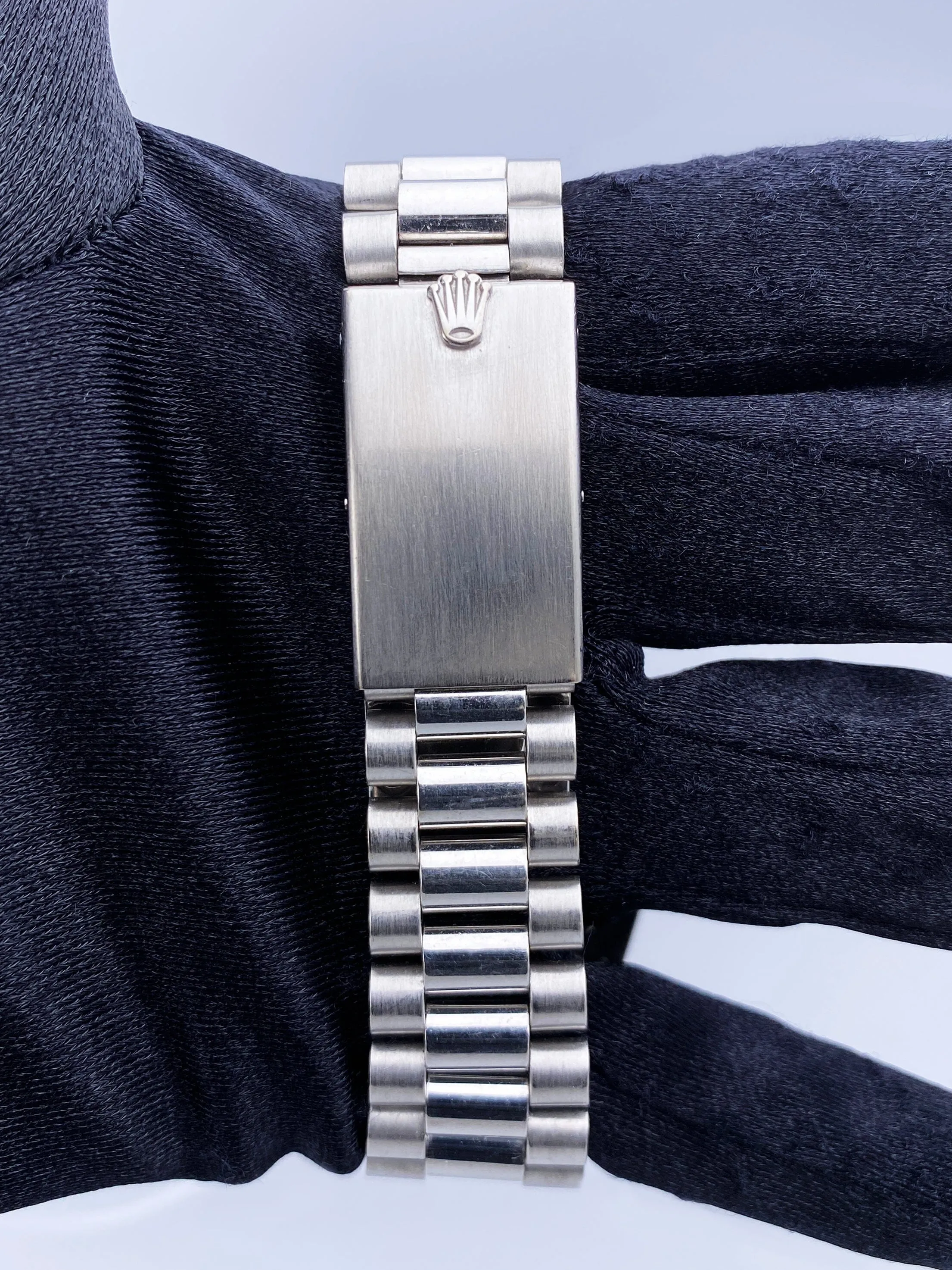 Rolex Day-Date 1803 Diamond 18K White Gold Mens Watch