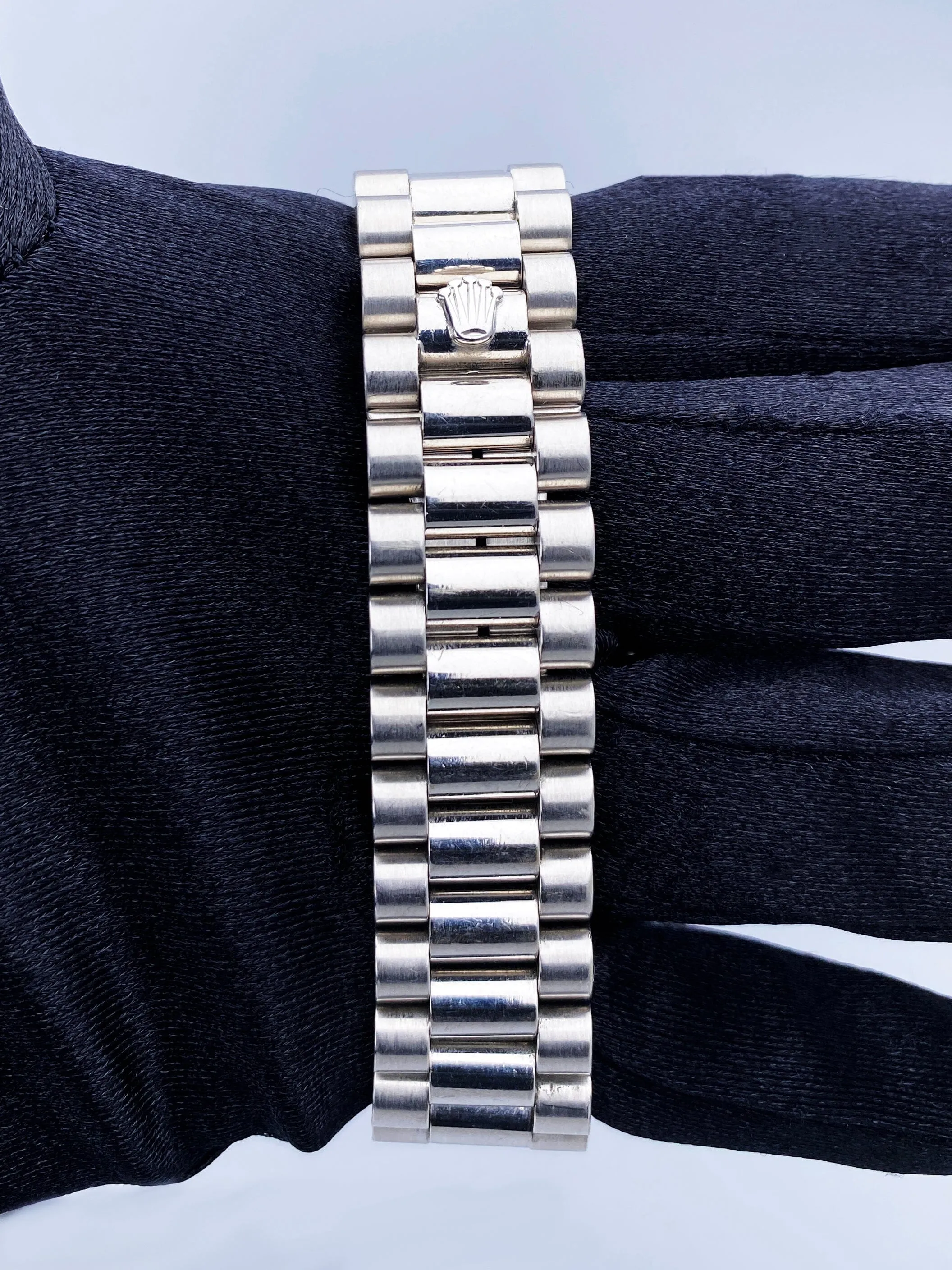 Rolex Day-Date 18039 18K White Gold Mens Watch