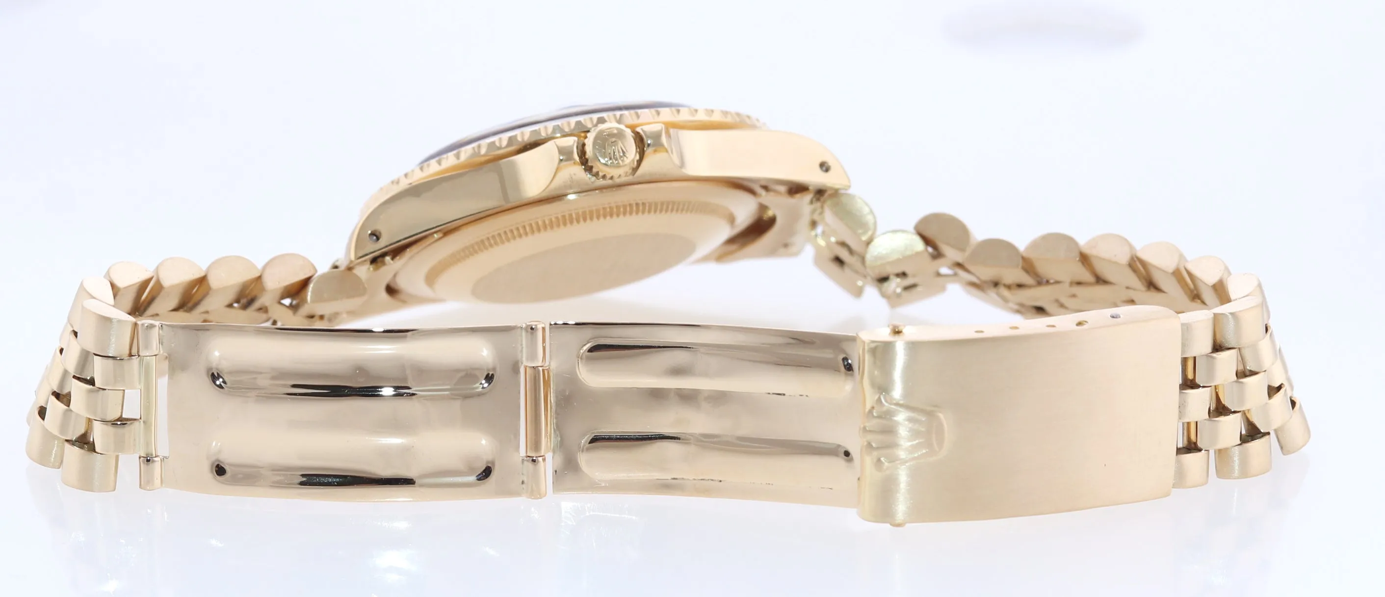 Rolex GMT-Master 1675 Jubilee 18k Yellow Gold Nipple Root Beer Watch Box