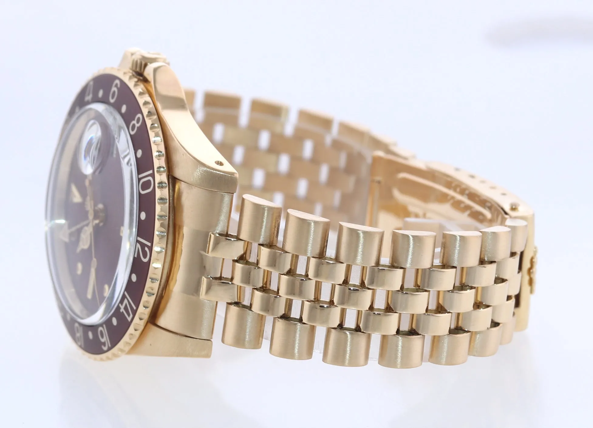 Rolex GMT-Master 1675 Jubilee 18k Yellow Gold Nipple Root Beer Watch Box