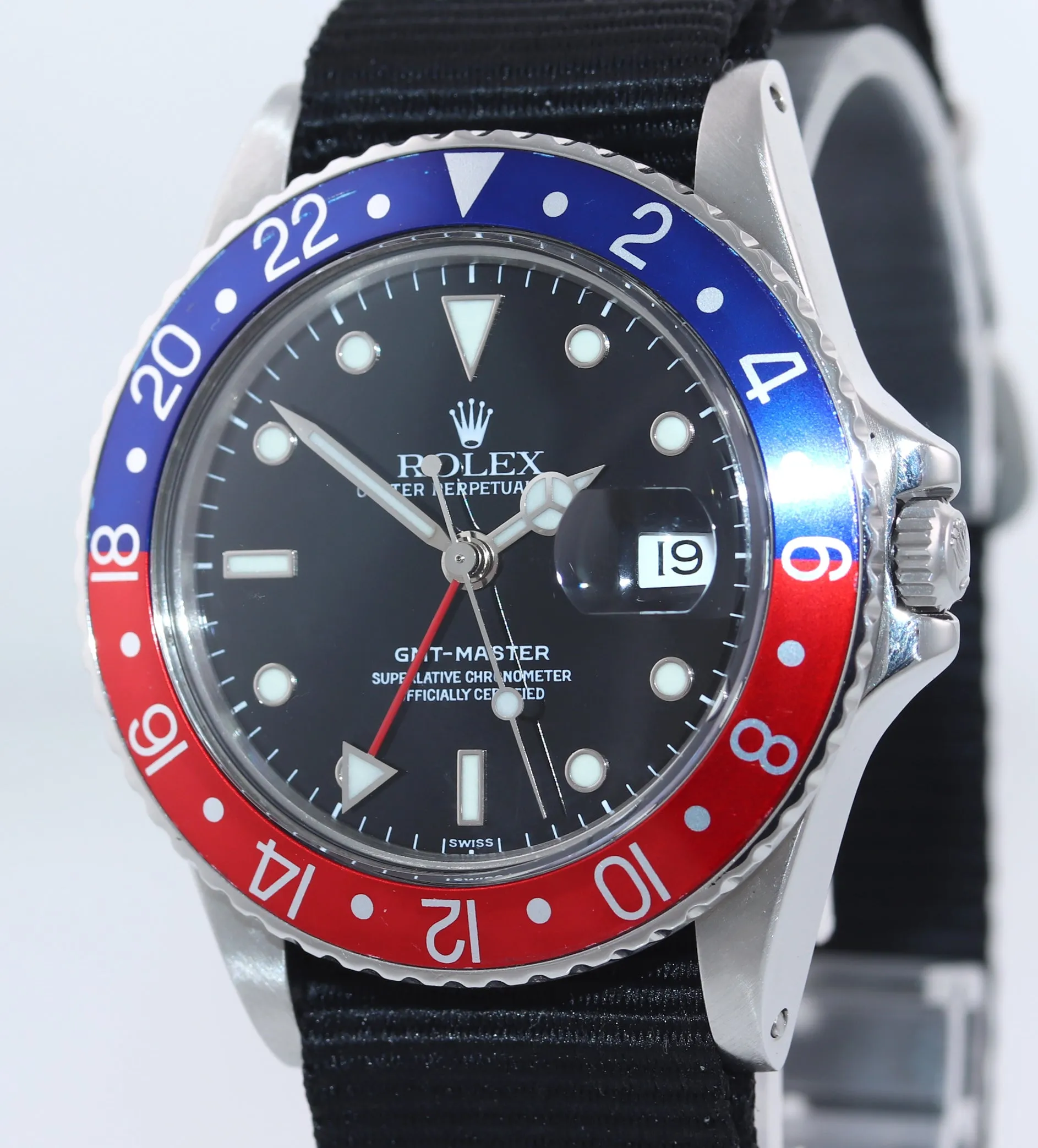 Rolex GMT-Master Pepsi Blue Red Steel Bezel 16750 40mm Nato Date Watch