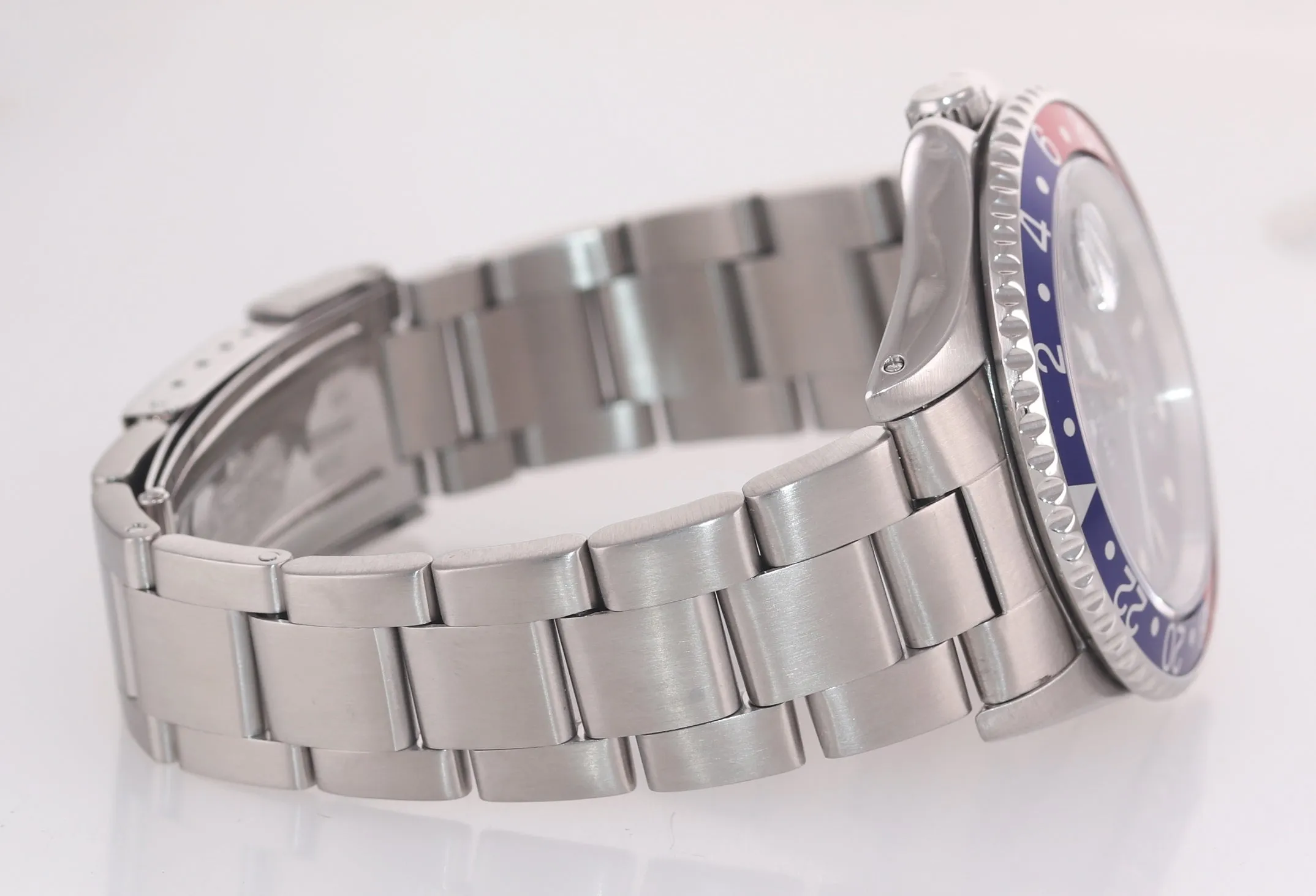 Rolex GMT-Master Pepsi Steel 16710 Blue Red Steel 40mm Date Watch Box.