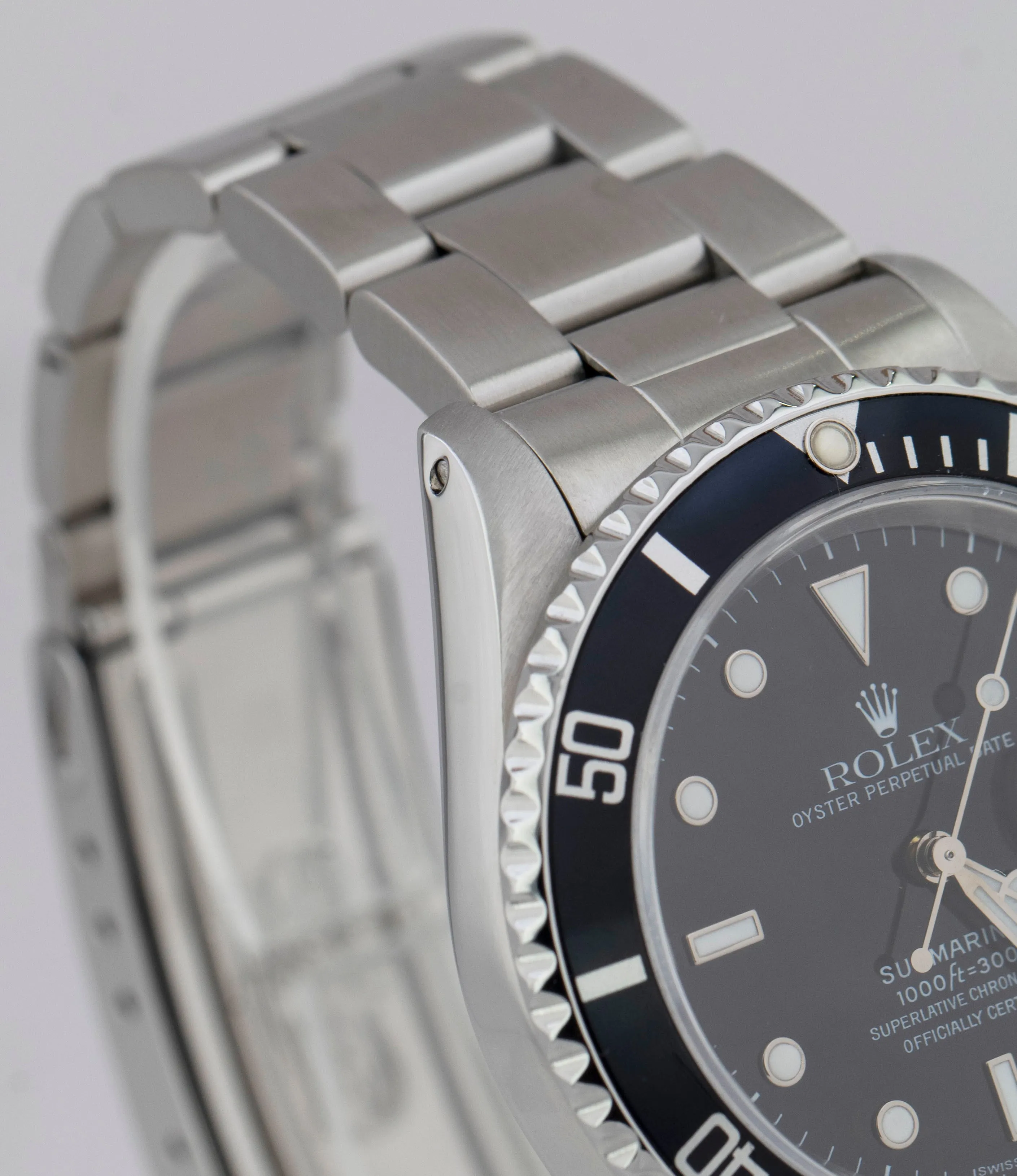 Rolex Submariner Date Stainless Steel Black Automatic Oyster Dive Watch 16610