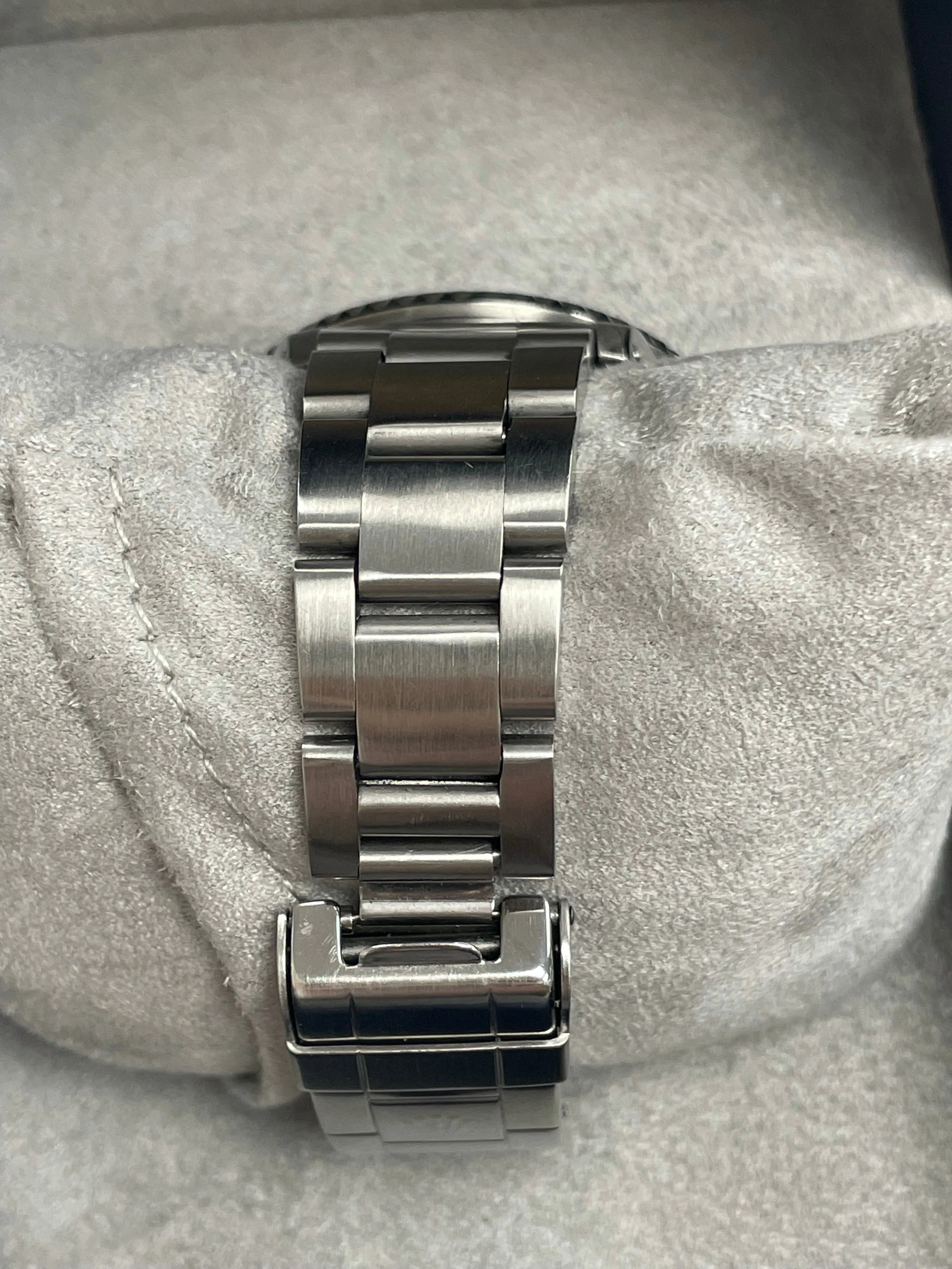 Rolex Submariner Date Tritium 16610 40mm Black Stainless Steel Watch
