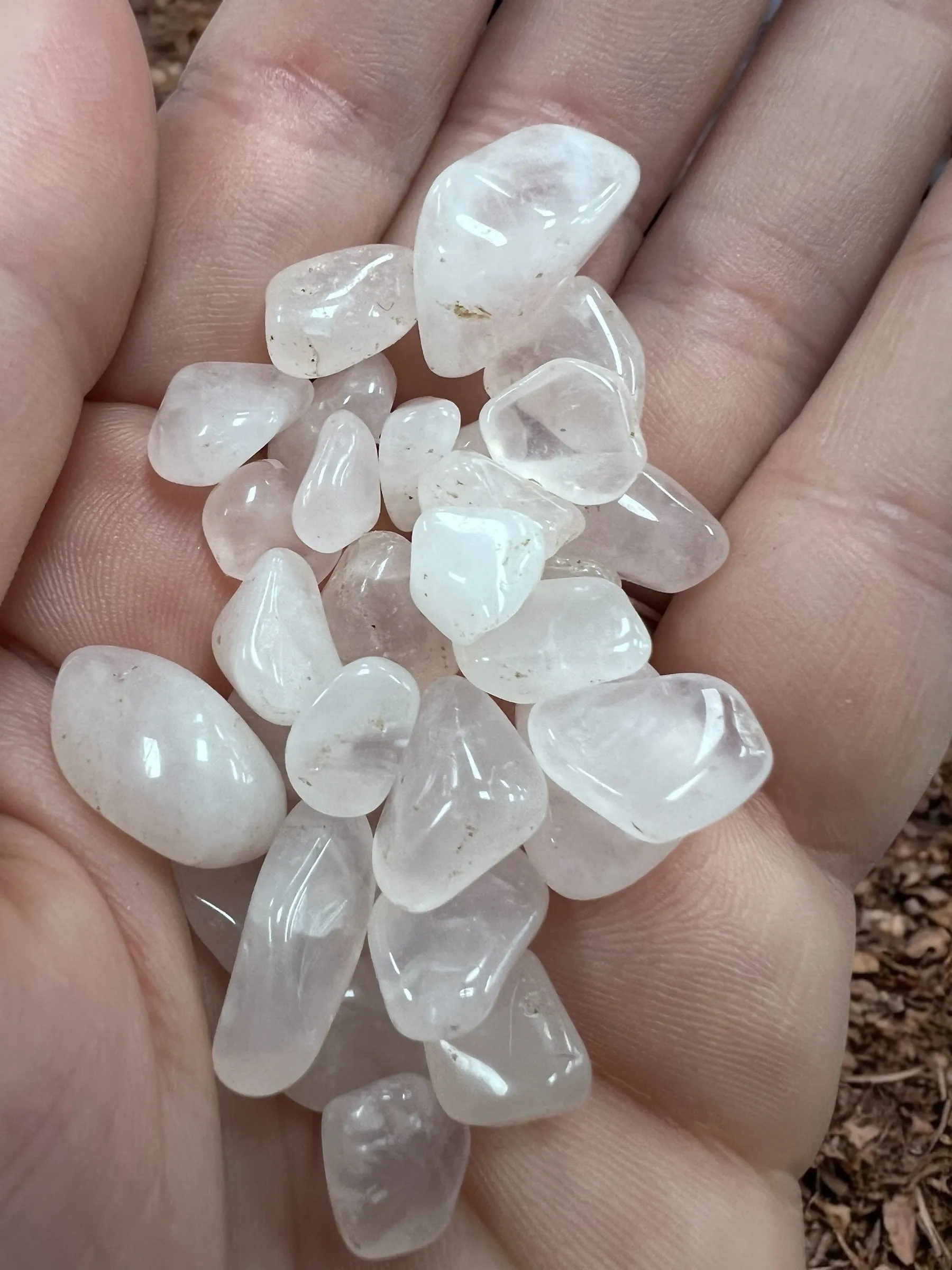 Rose Quartz Gemstone Chips