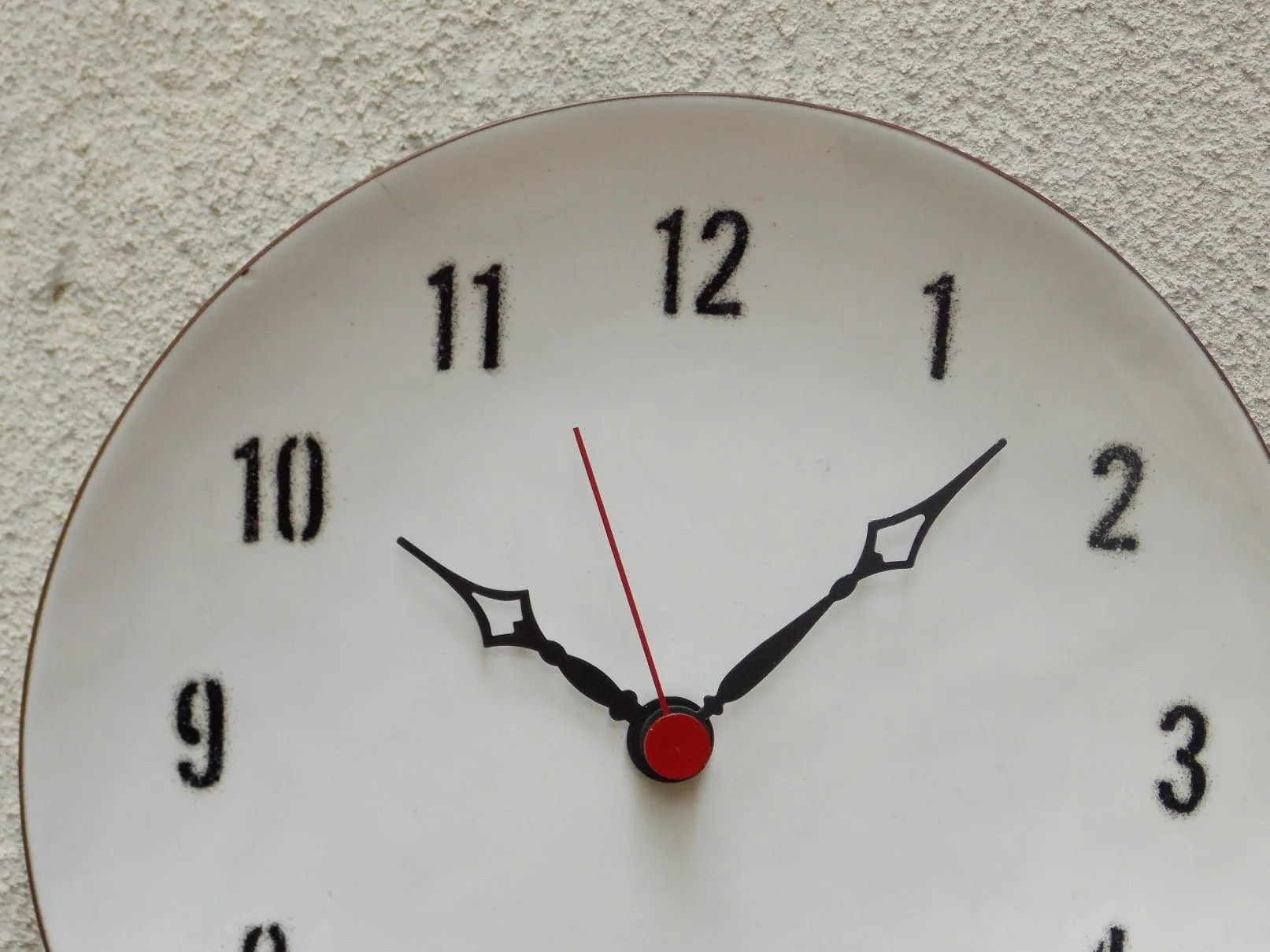 Round Bovano Black & White Enameled Plate Clock, Quartz