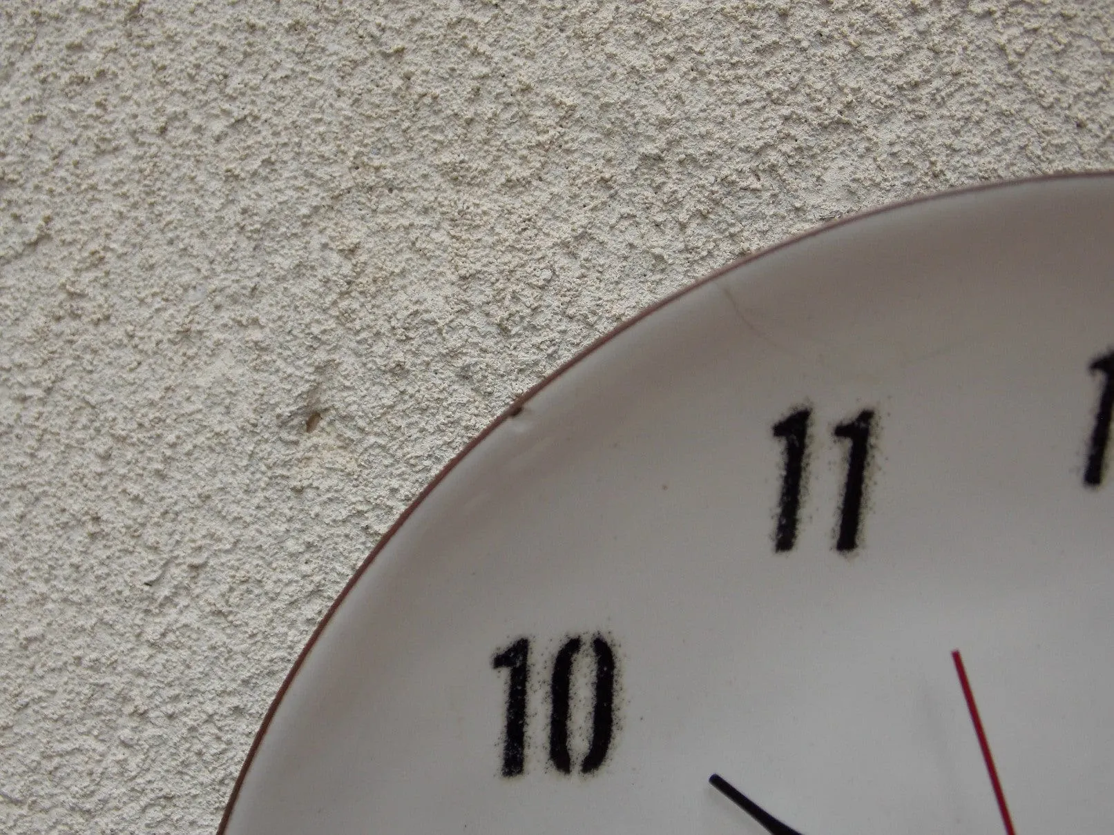 Round Bovano Black & White Enameled Plate Clock, Quartz