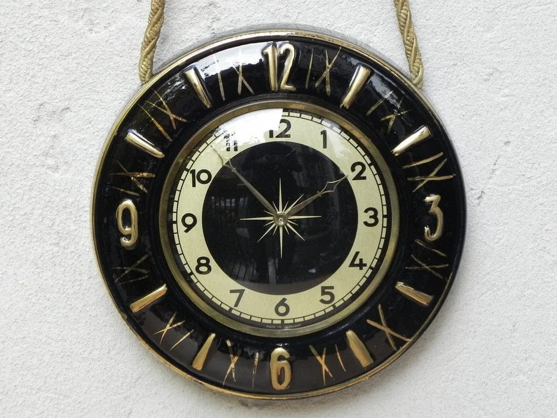 Round Ceramic Black Gold Rope Wall Clock