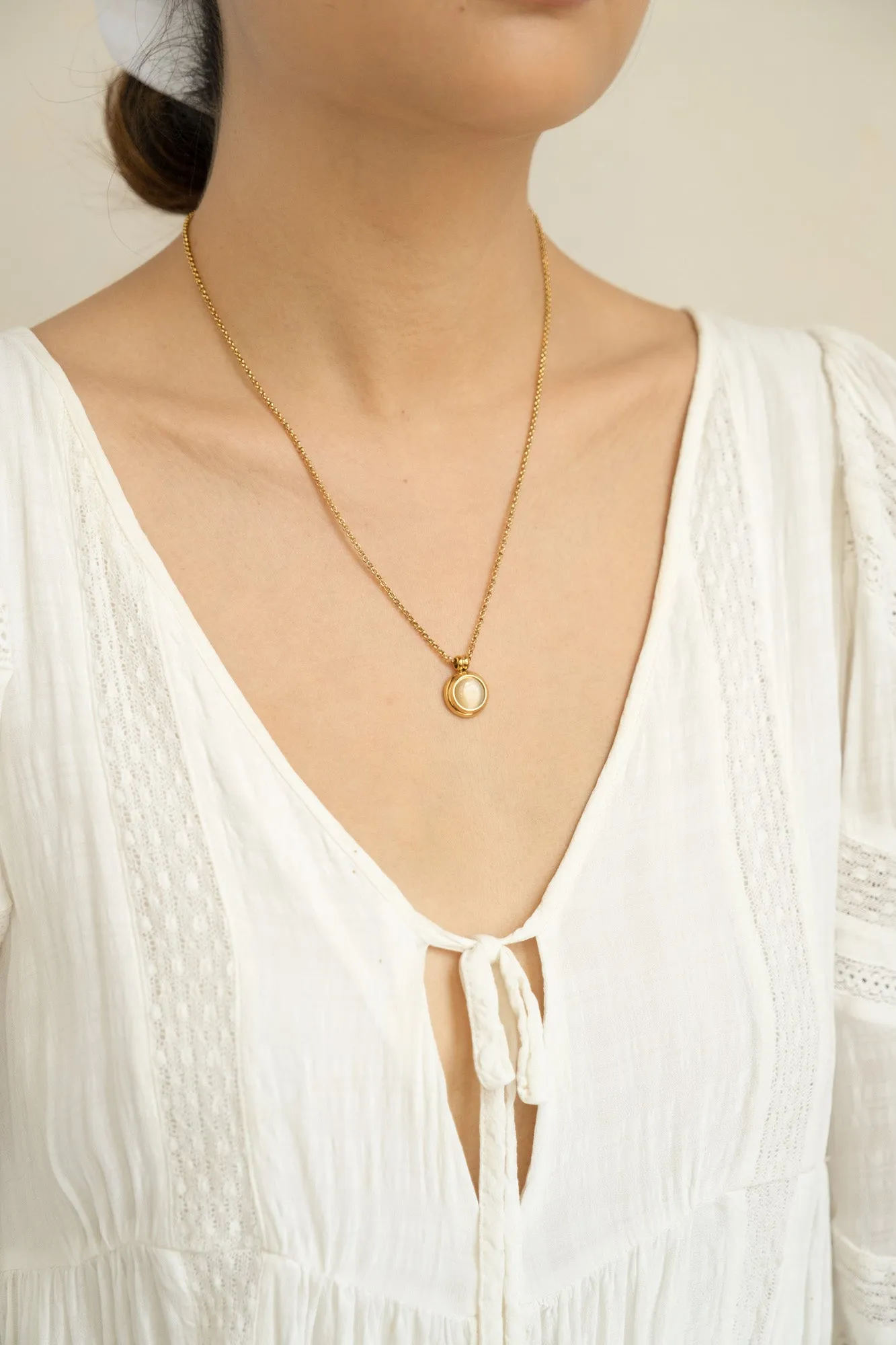 Round Rose Quartz Pendant