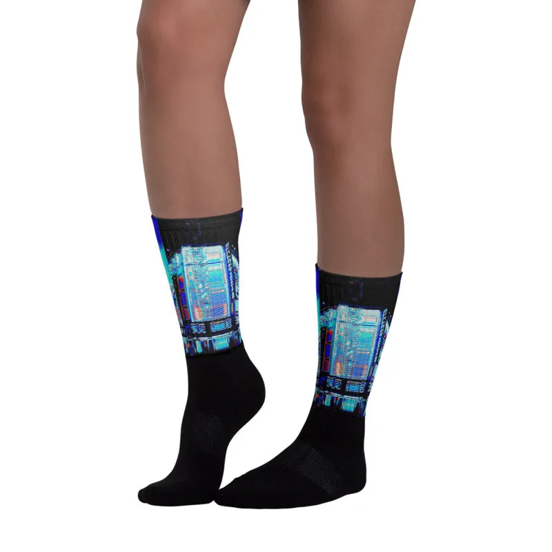 Saibāpanku Socks