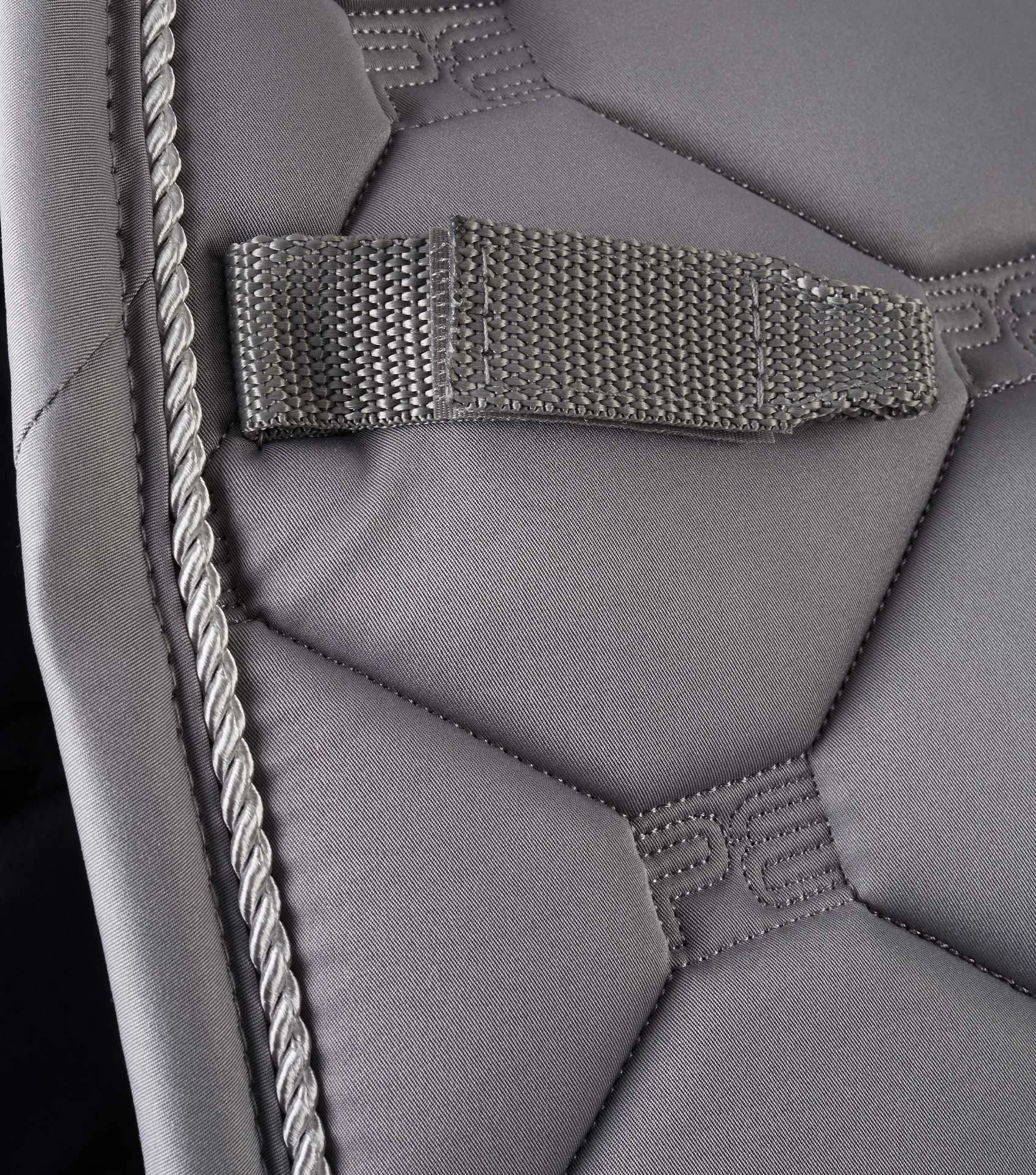 Saltare Close Contact Dressage Square Grey