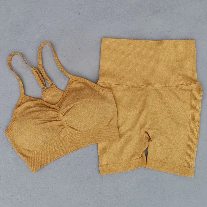 Seamless Women's Yoga Set - Sports Bra and Running Shorts - Athletic Workout 2-Piece Sport Suit