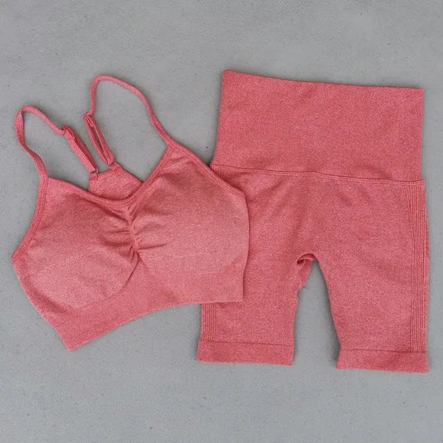 Seamless Women's Yoga Set - Sports Bra and Running Shorts - Athletic Workout 2-Piece Sport Suit