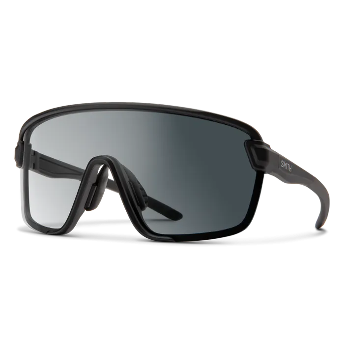 Smith Bobcat Matte Black   ChromaPop Photochromic Clear To Gray
