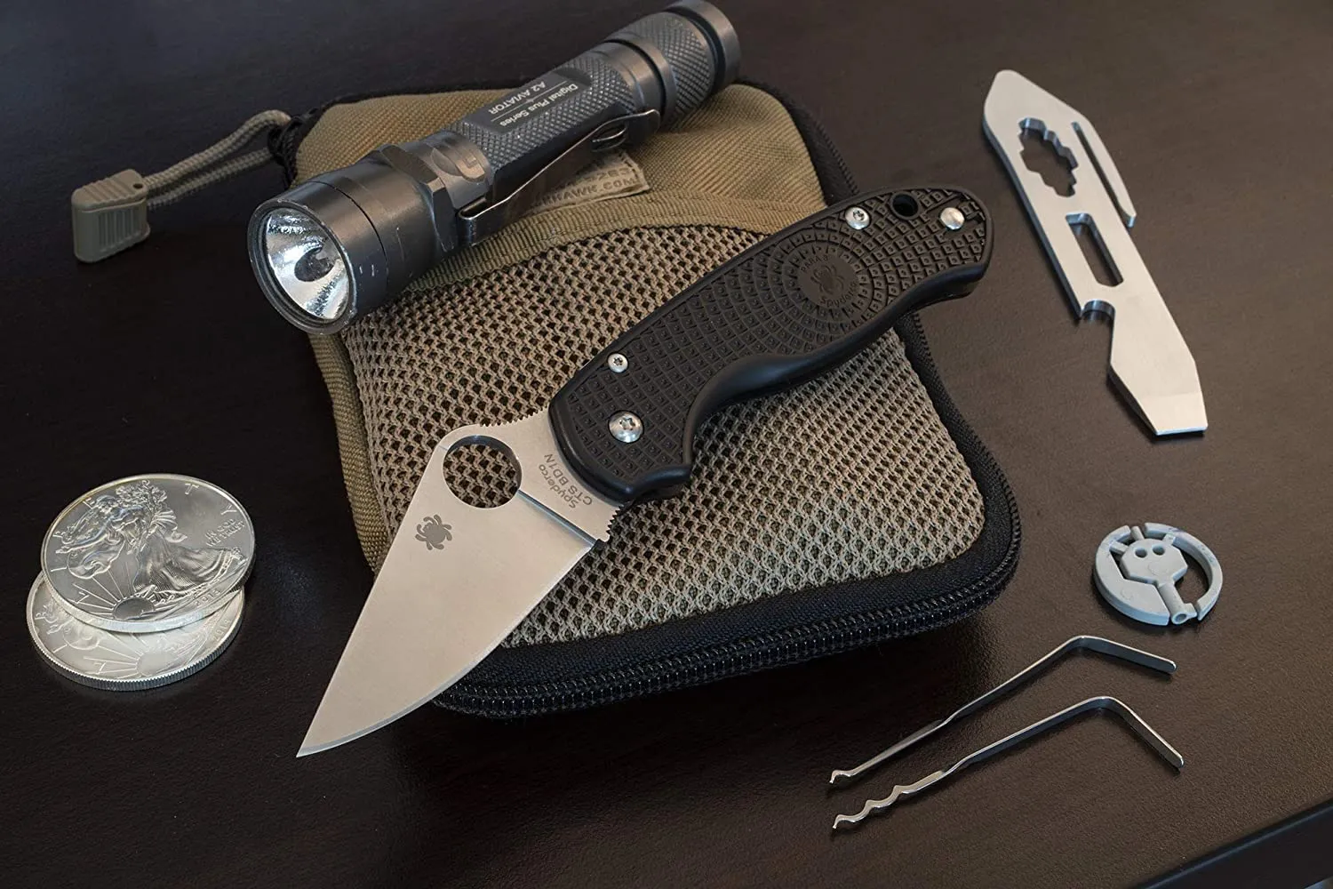 Spyderco Para 3 Lightweight 3in Black Plain Blade FRN Handle