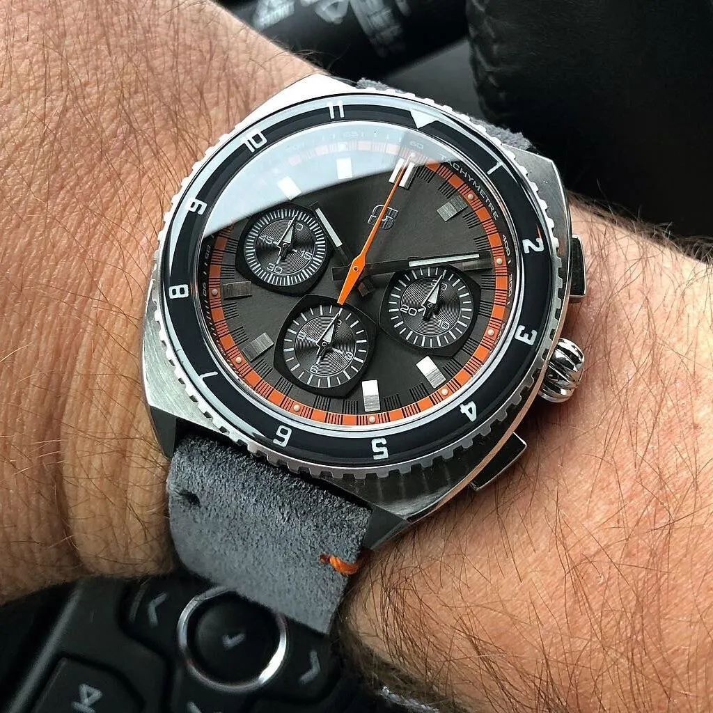 Straton Legera Standard - VK63 Mecha-Quartz (Grey)