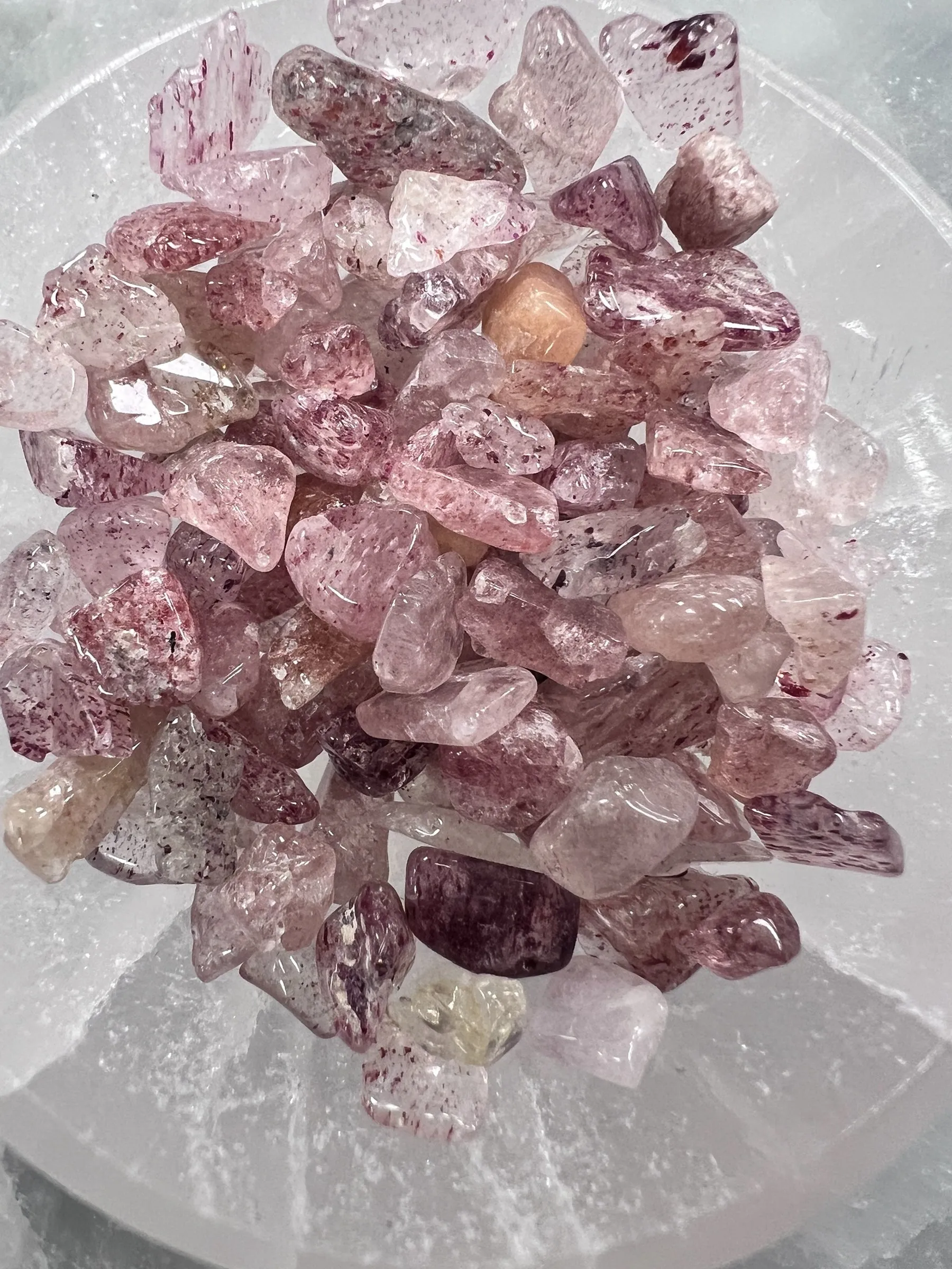 Strawberry Quartz Gemstone Chips