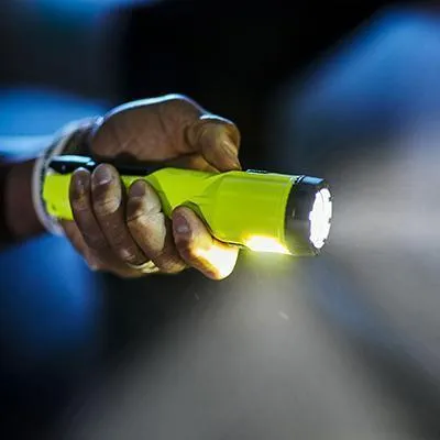 Streamlight Dualie 3AA  Intrinsically Safe Multi-Function 245-Lumens Flashlight