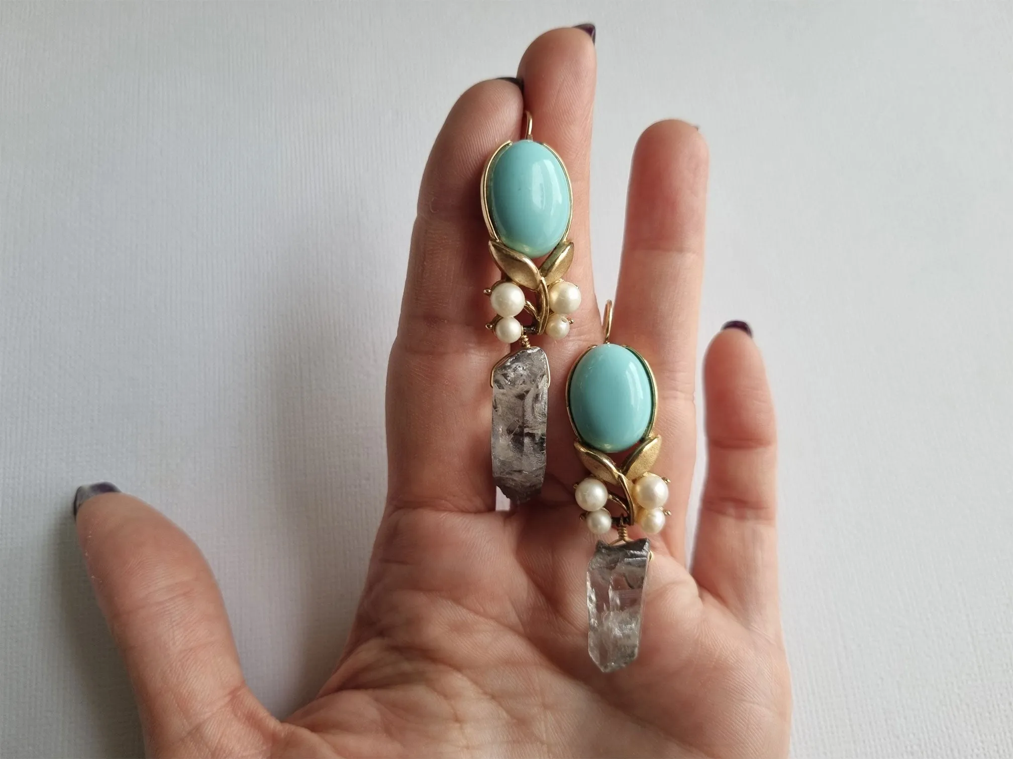 summer breeze | vintage link and grey quartz long earrings