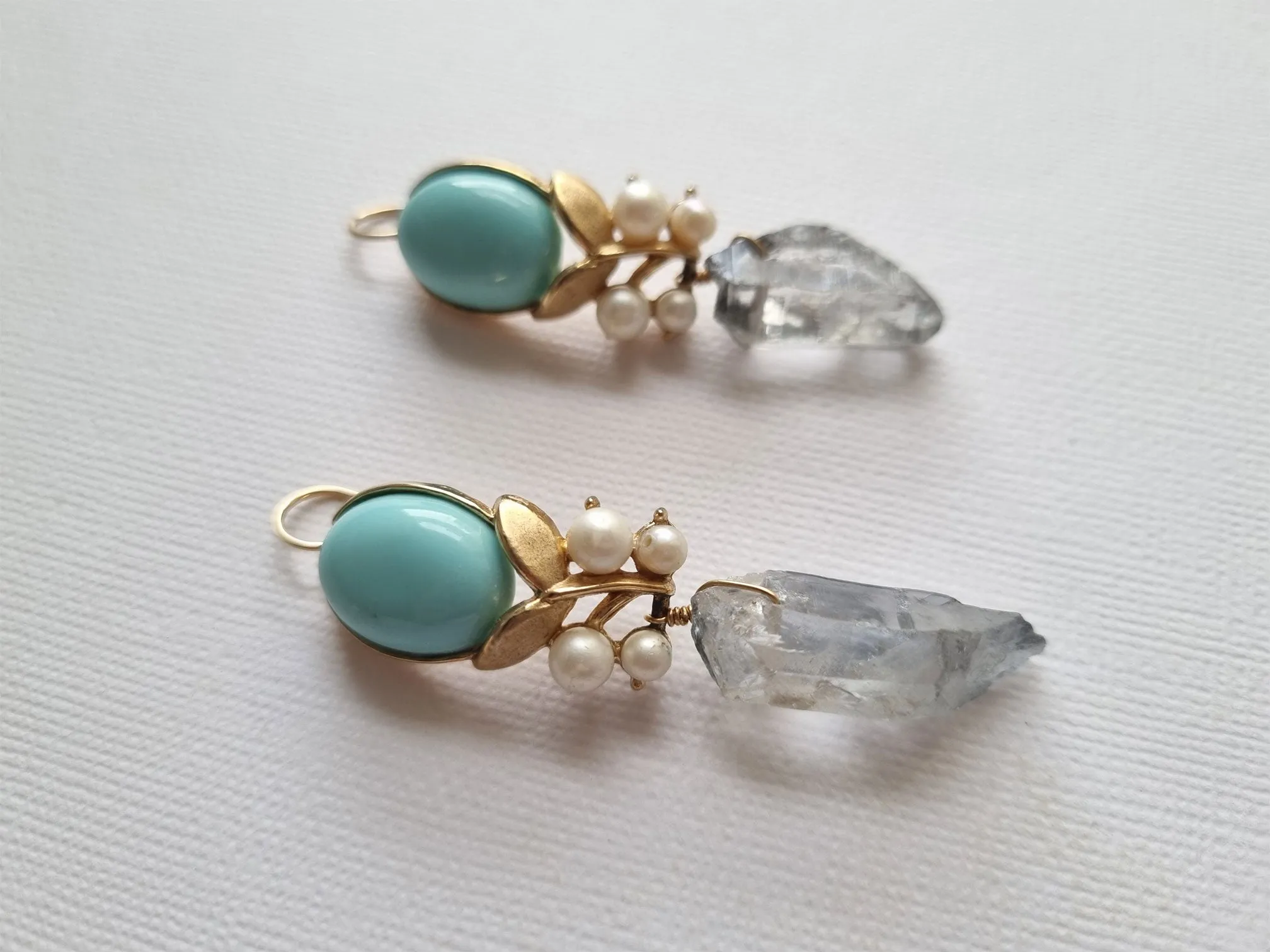 summer breeze | vintage link and grey quartz long earrings