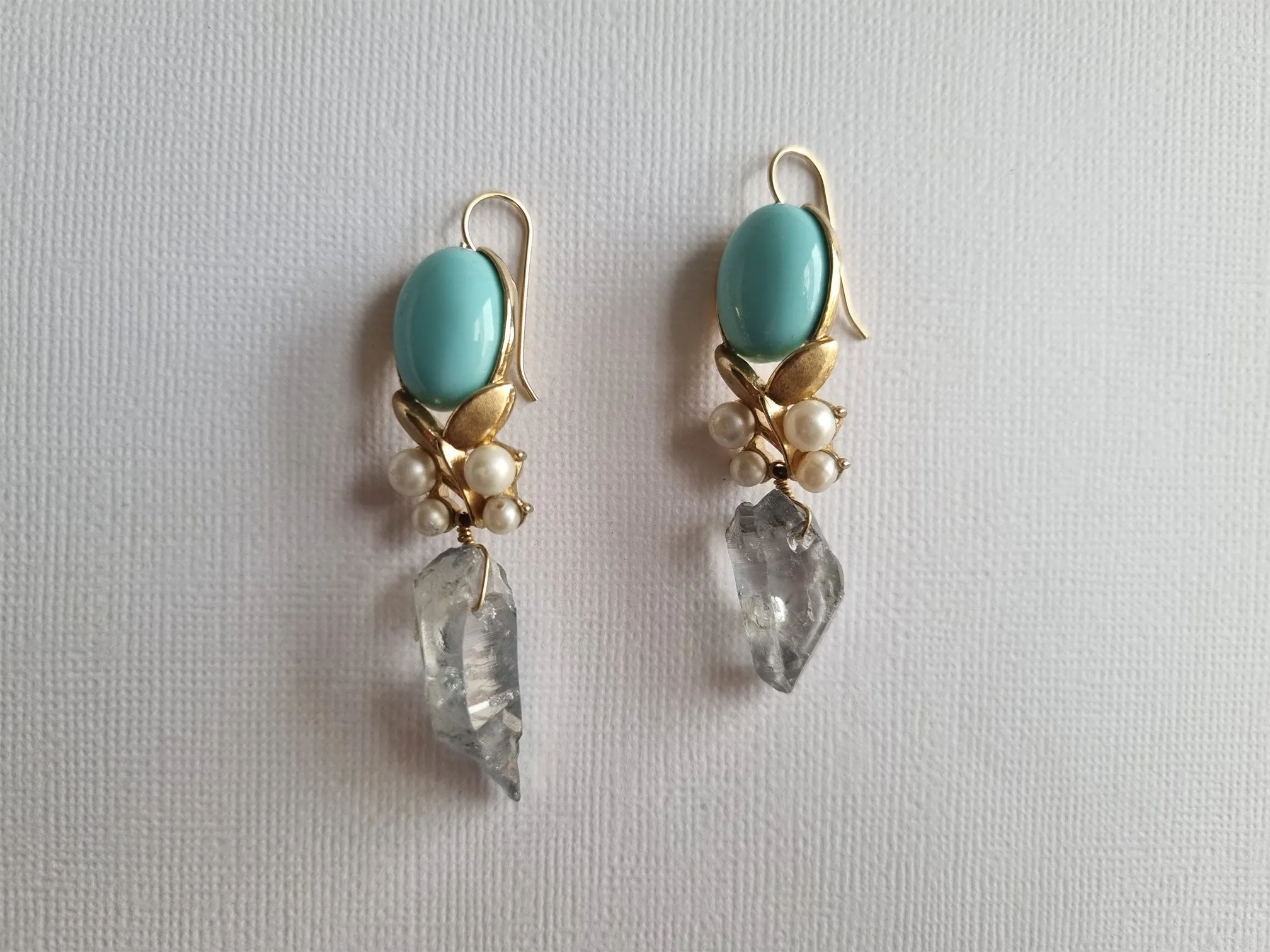summer breeze | vintage link and grey quartz long earrings
