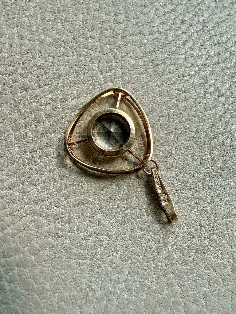 Swedish Vintage Rounded Triangle Pendant in 18k gold with Large Faceted Crystal Quartz Stone - Signed