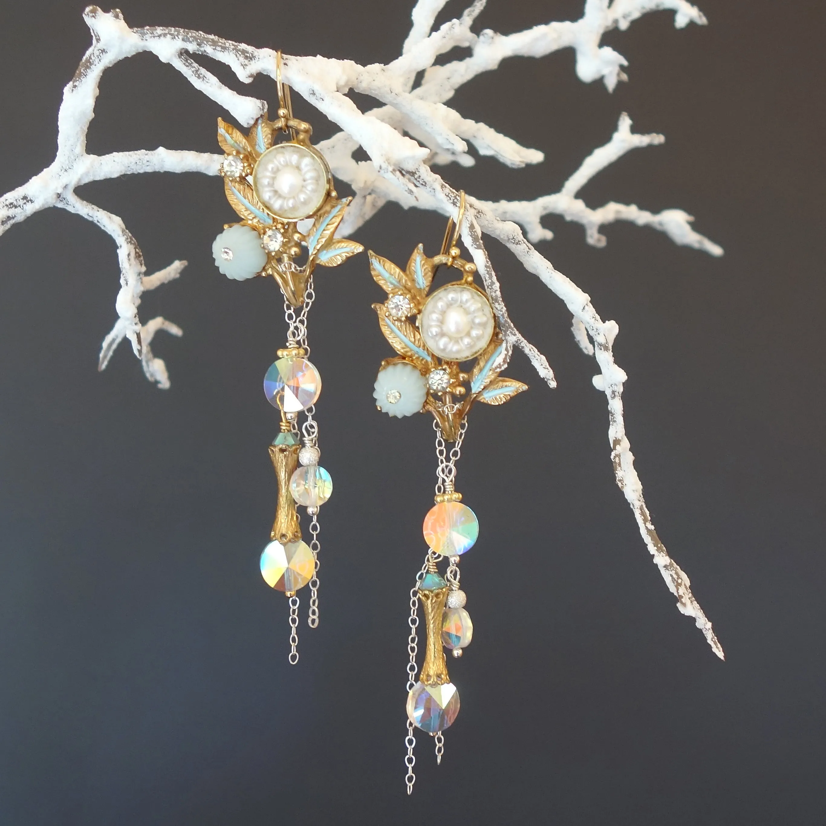 That Goddess in Versailles pearl mosaic and gold ear