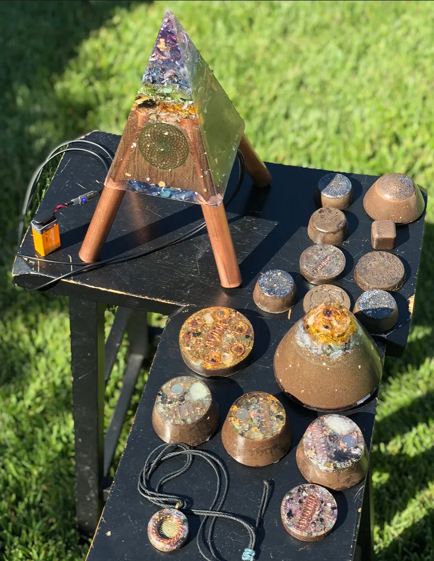 The “Sleek Family Pack”- Sleek Nubian Tensor Ring Equalizer Mini CB, Dream Machine, 3 Macro Towerbusters, Appliance Shields, Amulet, 5 freebies ($220 in savings)