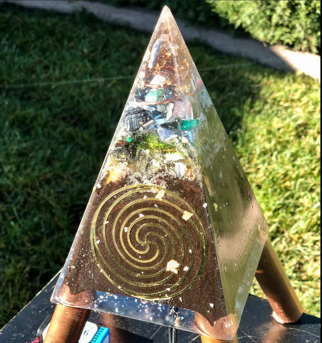 The “Sleek Family Pack”- Sleek Nubian Tensor Ring Equalizer Mini CB, Dream Machine, 3 Macro Towerbusters, Appliance Shields, Amulet, 5 freebies ($220 in savings)