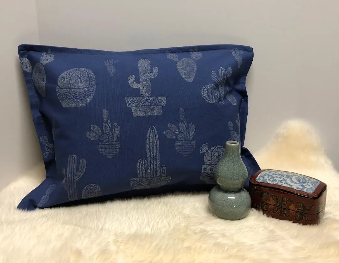 Throw Pillows