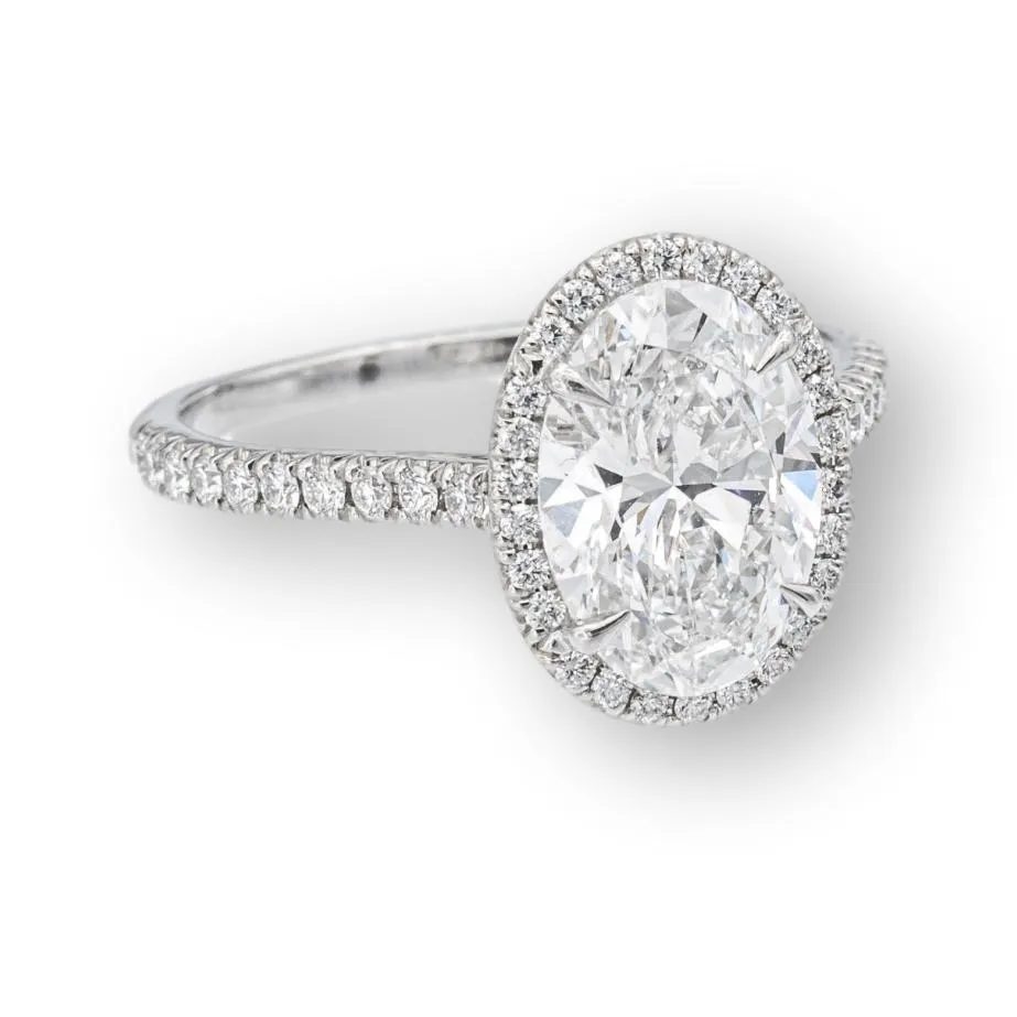 Tiffany & Co. Oval Soleste Diamond Engagement Ring 2.33 Cts Total F VS1 Platinum