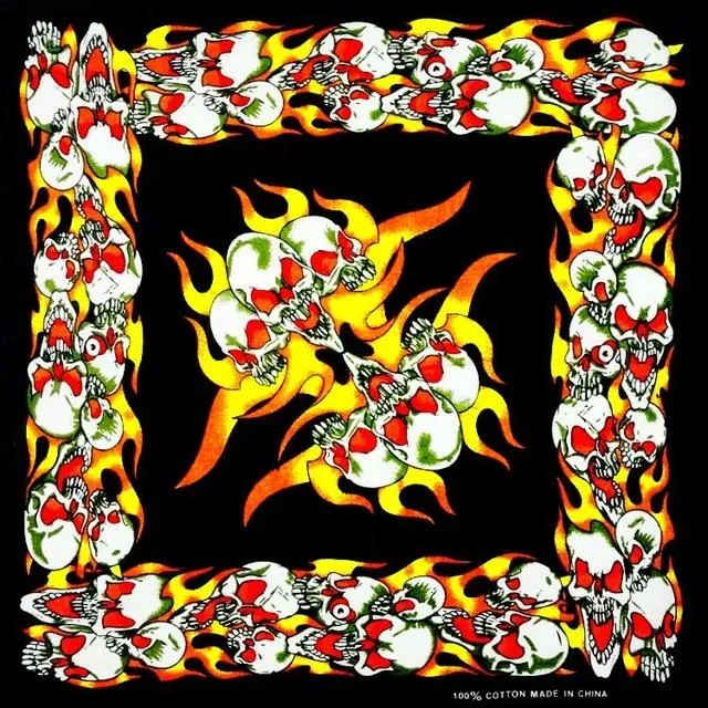 Totenkopf Feuer Bandana