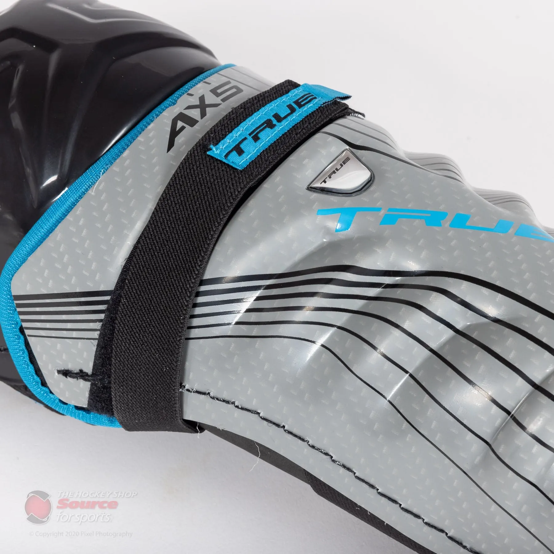 TRUE AX5 Junior Hockey Shin Guards