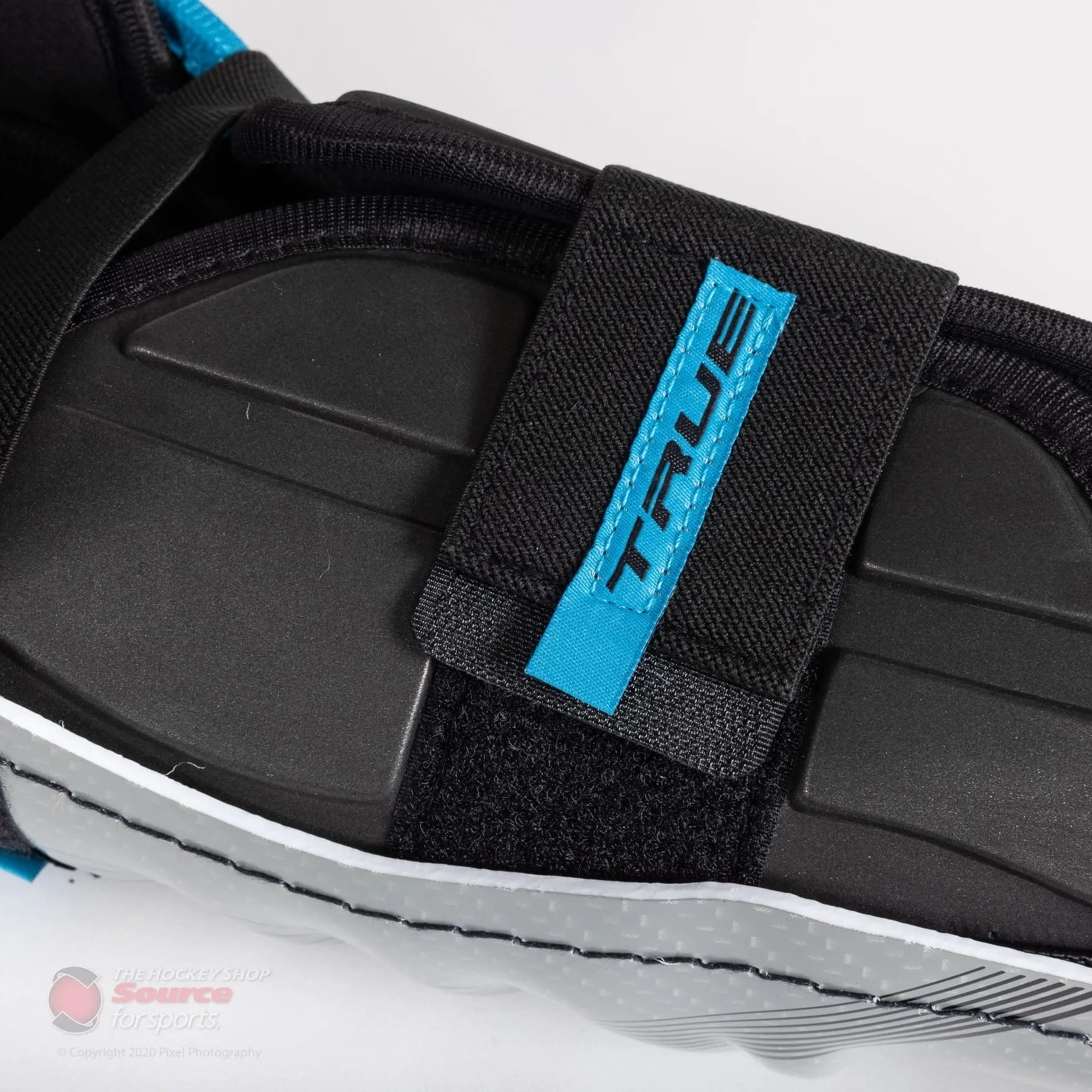 TRUE AX5 Junior Hockey Shin Guards