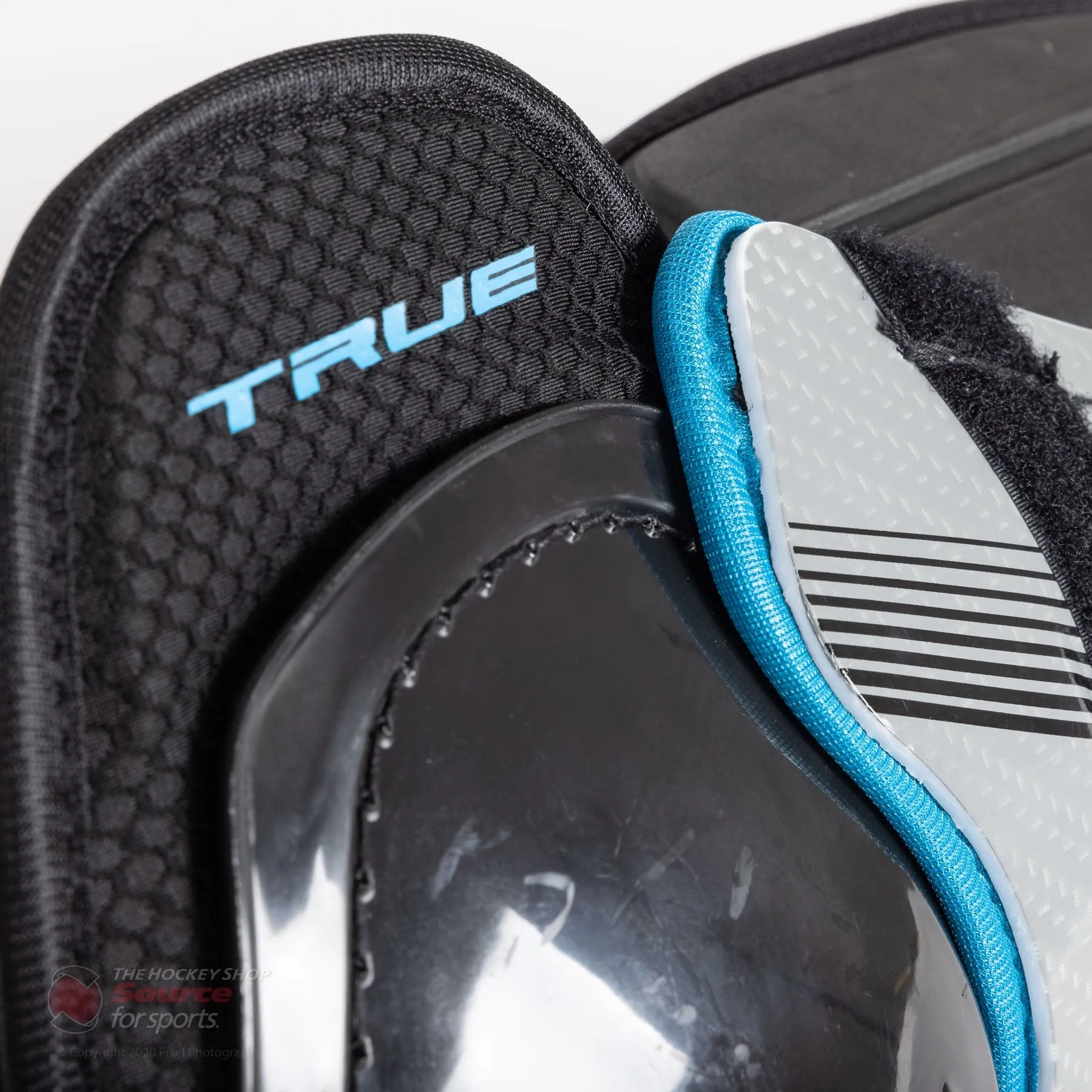 TRUE AX5 Senior Hockey Shin Guards