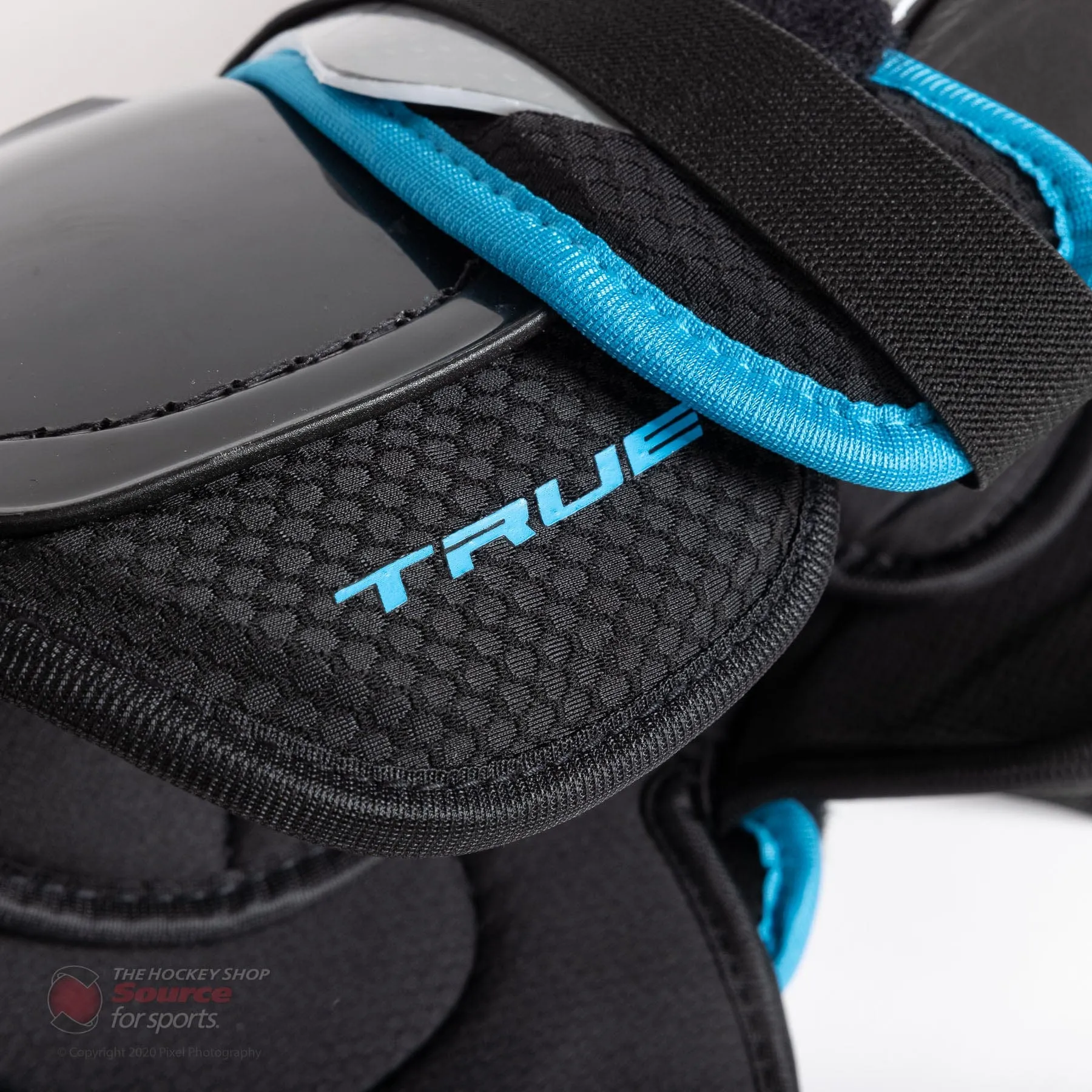 TRUE AX5 Senior Hockey Shin Guards