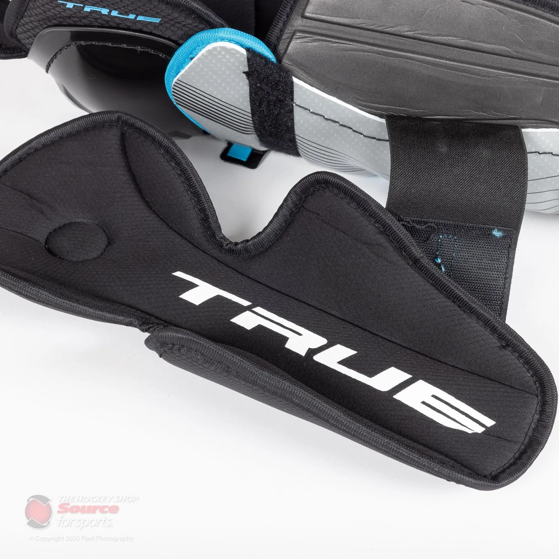 TRUE AX5 Senior Hockey Shin Guards