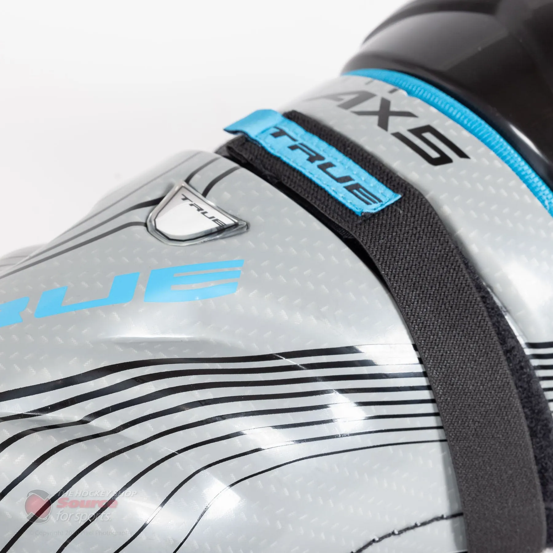 TRUE AX5 Senior Hockey Shin Guards